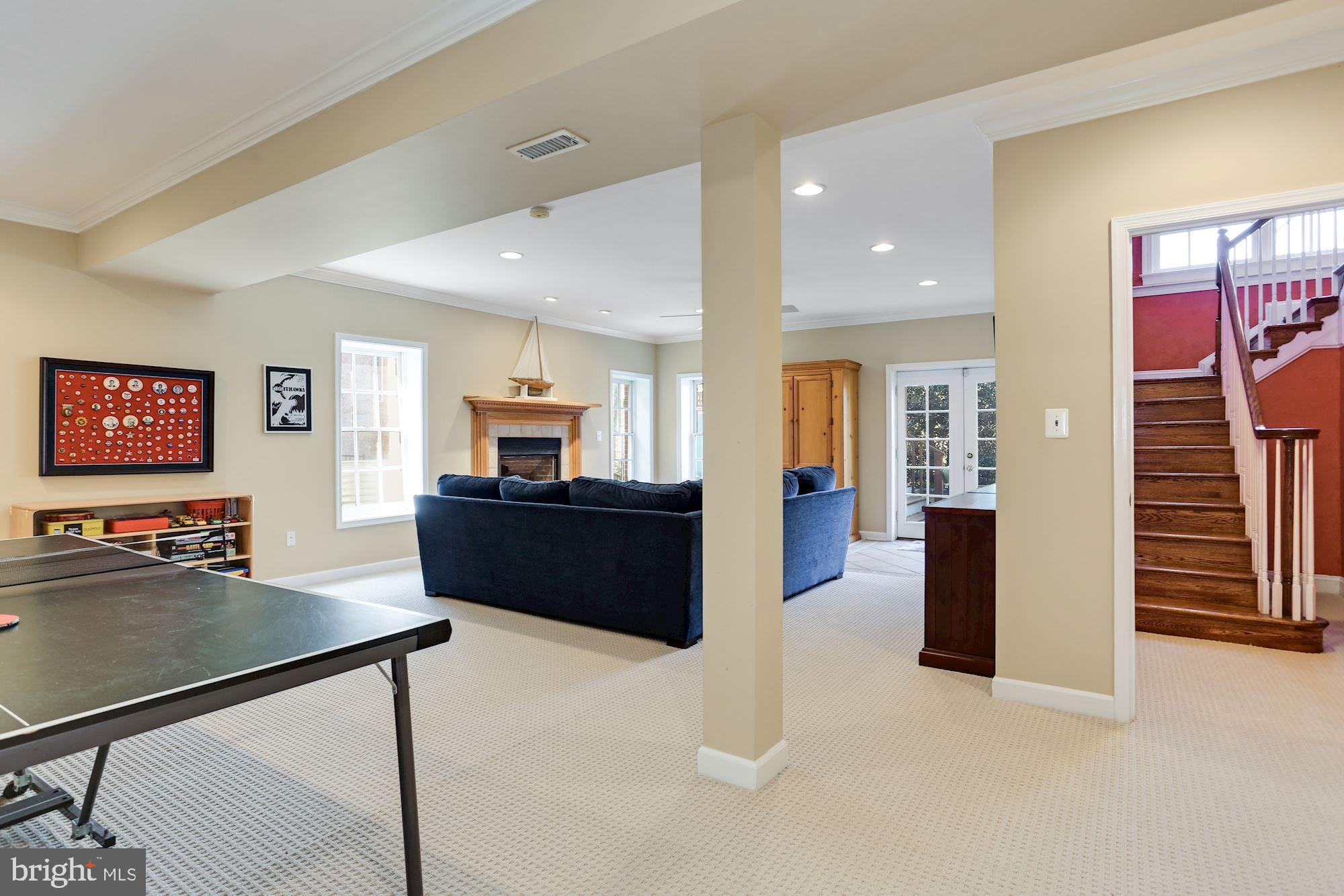 BATTERY HEIGHTS - Residential