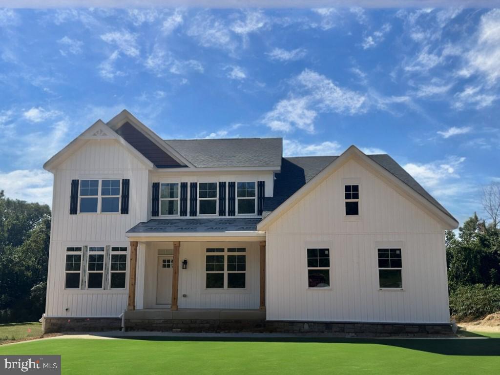 New construction!! Beautiful 3.8 acre lot with wooded privacy in the Fallston School Feeder! The Kingston plan features 4 or 5 bedrooms and up to 4 1/2 baths with a variety of customizing interior and exterior options including Traditional, Craftsmen and Modern Farmhouse. This open concept plan features a private study, formal dining room, gourmet kitchen with 42" painted shaker style cabinets, stainless appliances, upgraded countertops, 9’ Ceilings and a large great room. Additional flex room on the main floor can be a bedroom with an adjacent full bath or can be deleted to expand the kitchen and arrival areas with built-in cabinets and bench with cubbies. 4 spacious bedrooms upstairs with up to 3 baths and an upper level laundry for convenience. The large master suite includes a huge walk-in closet and a spacious bath that can be expanded.
Other plans are also available including ranch and master down. This lot is building permit ready so call now!