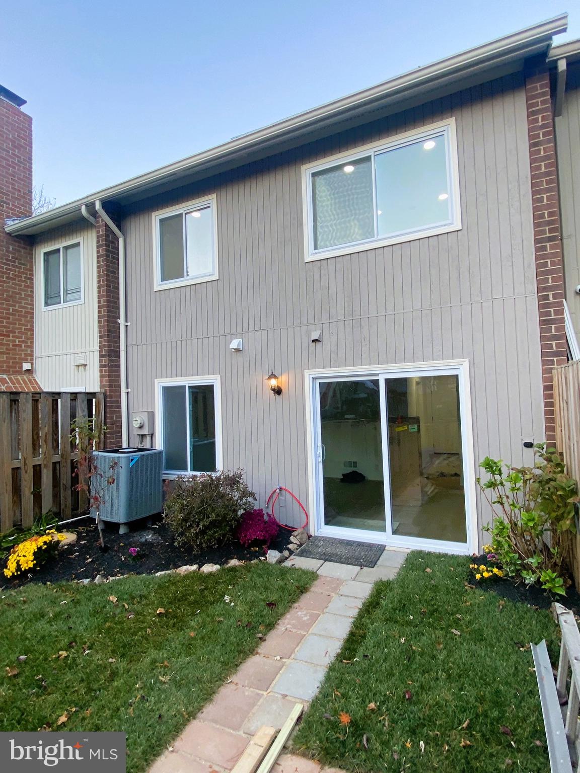 MARYLAND PLACE - Residential