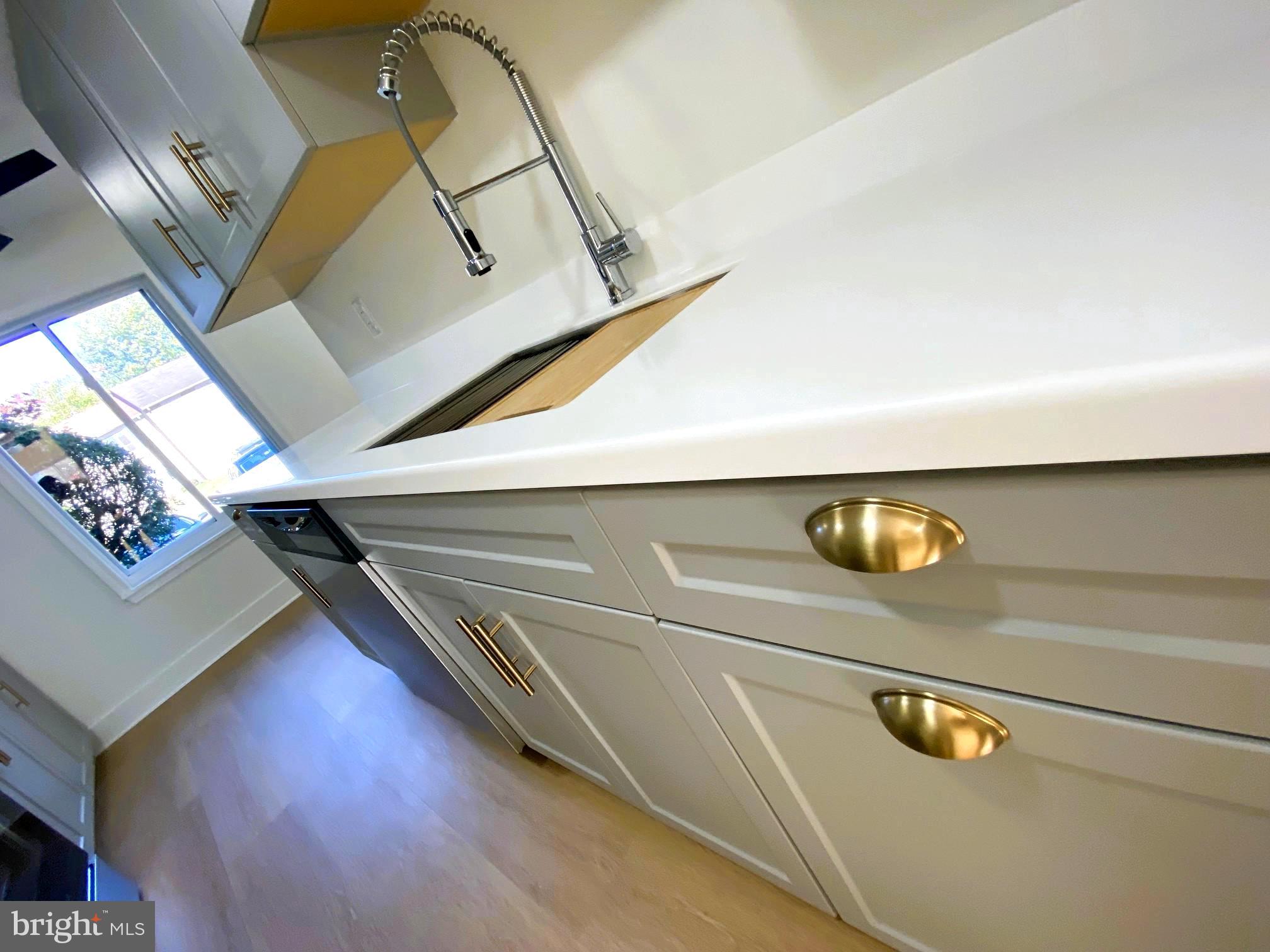 MARYLAND PLACE - Residential