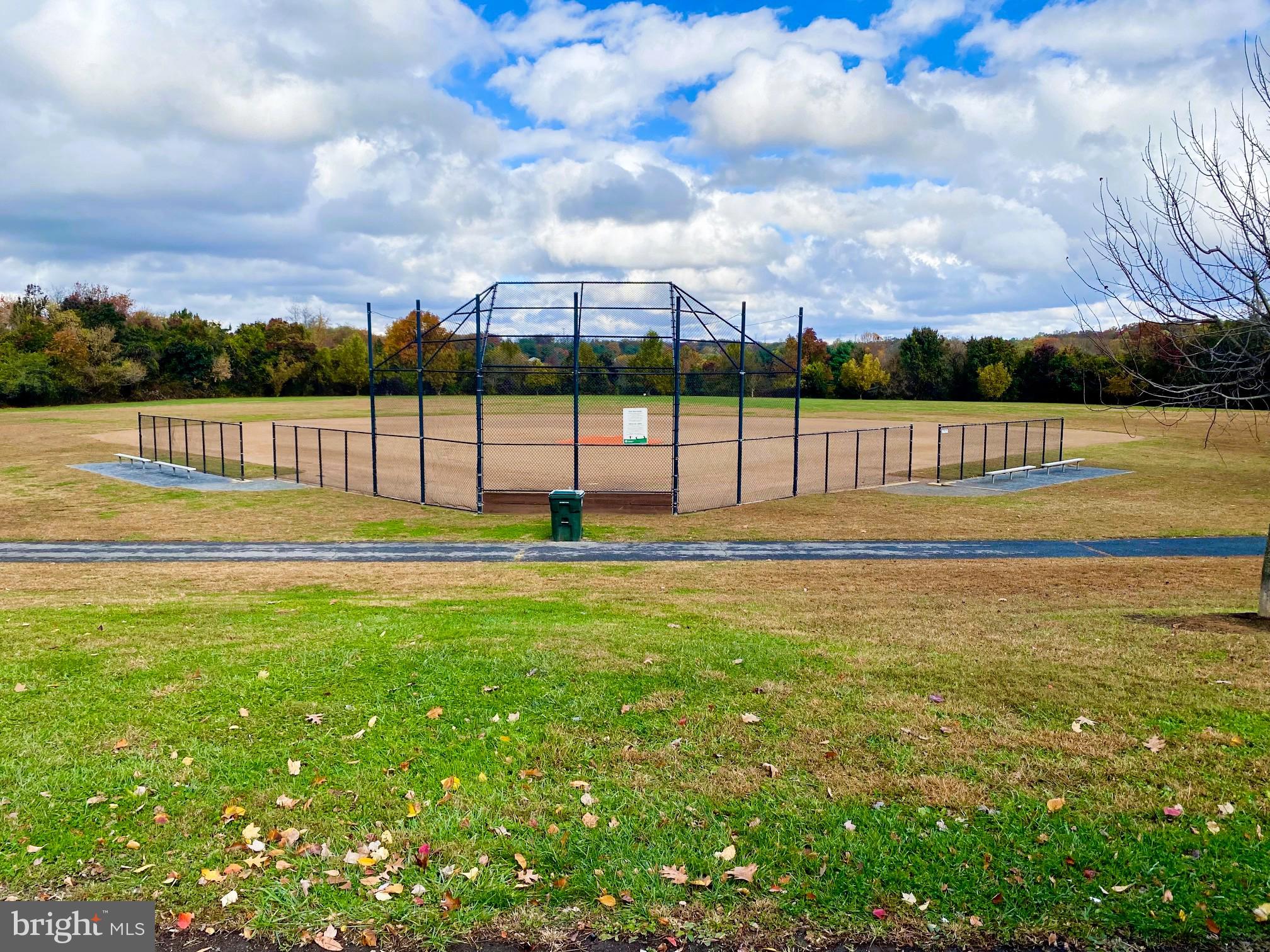 MARYLAND PLACE - Residential