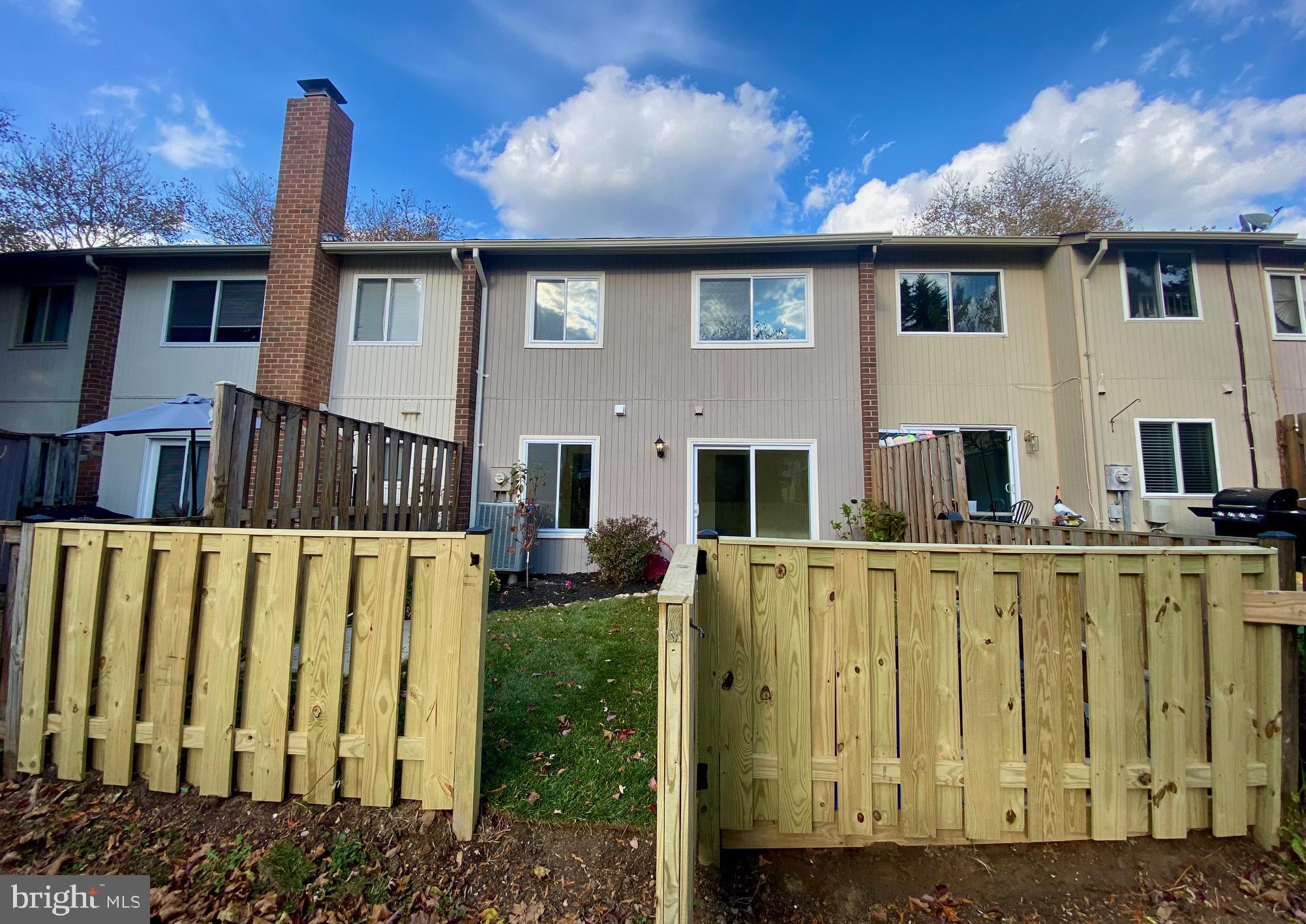 MARYLAND PLACE - Residential