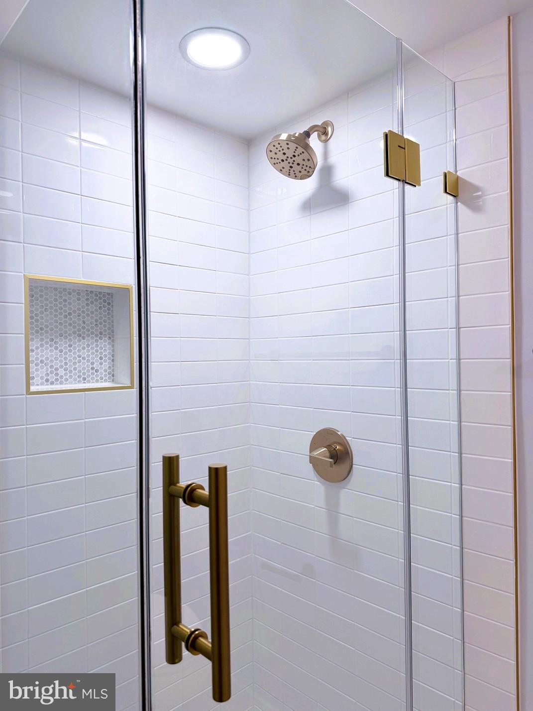 MARYLAND PLACE - Residential