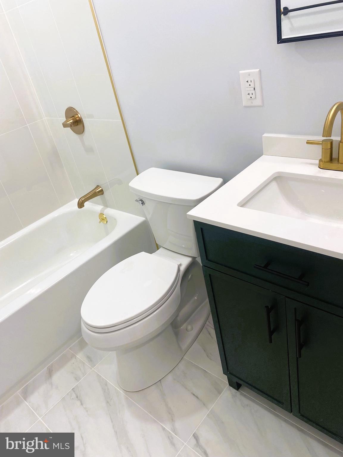 MARYLAND PLACE - Residential