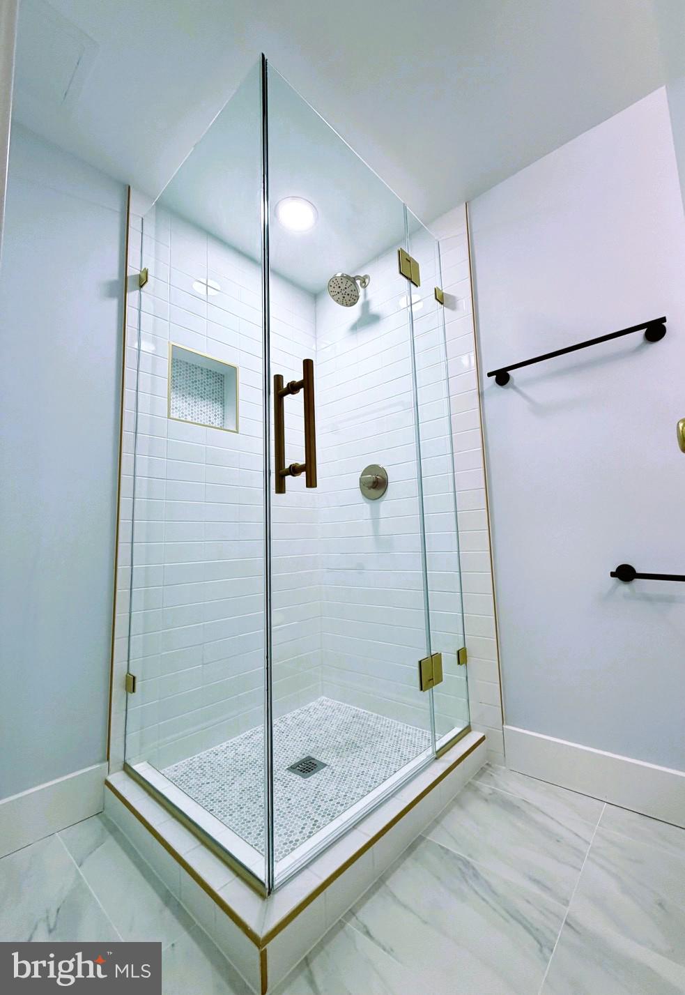 MARYLAND PLACE - Residential