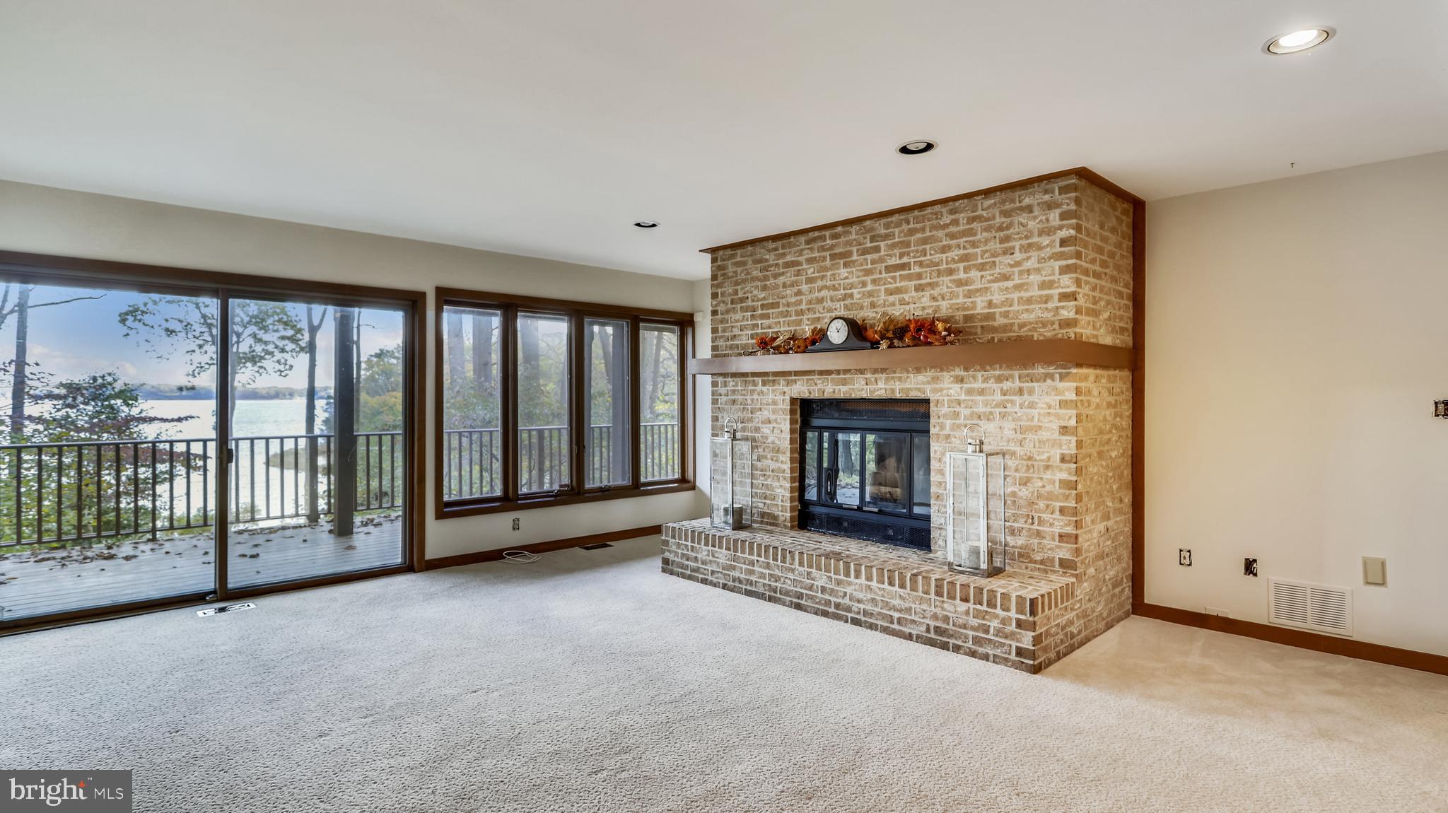 BAYBERRY HILL - Residential