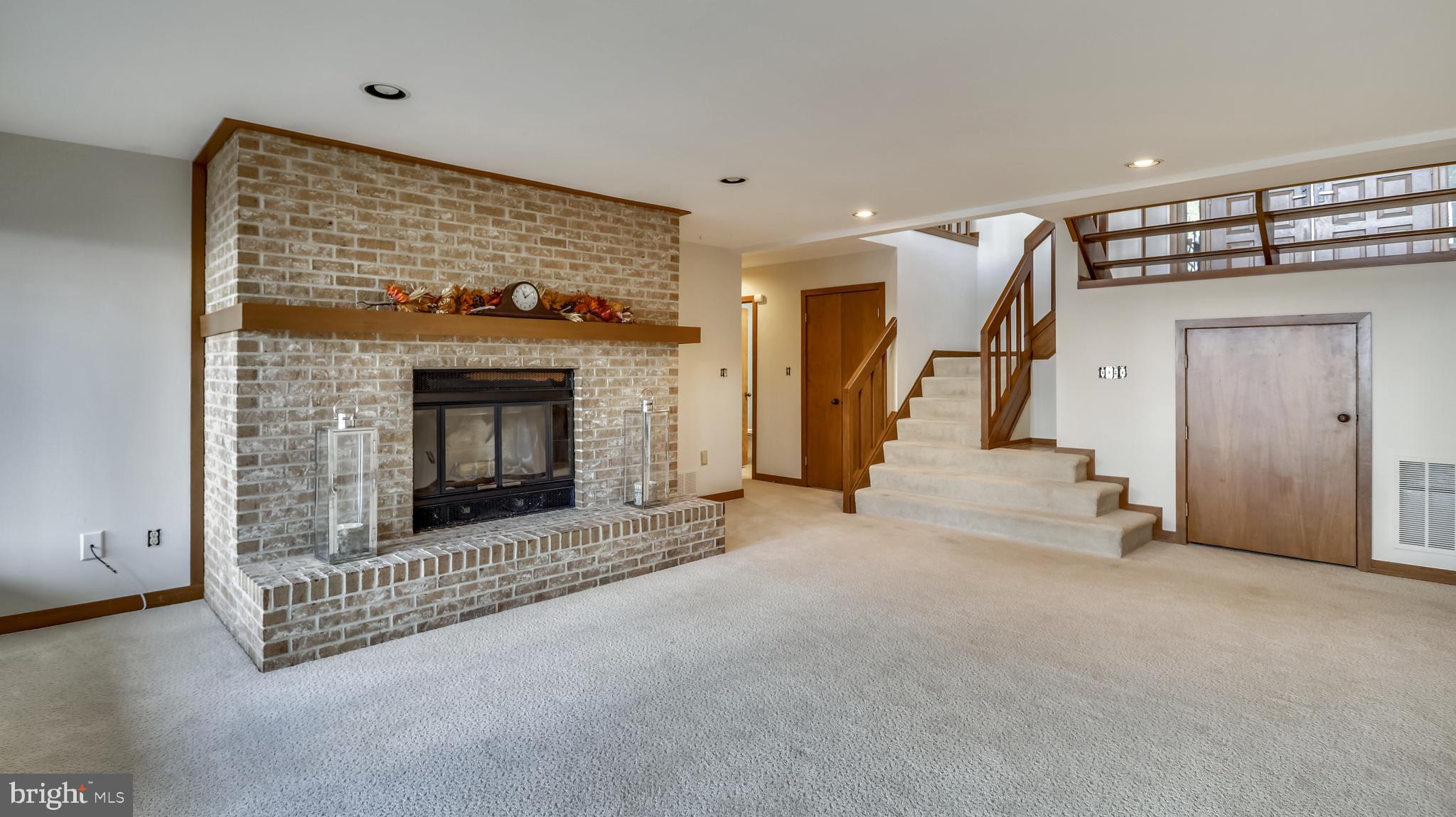 BAYBERRY HILL - Residential