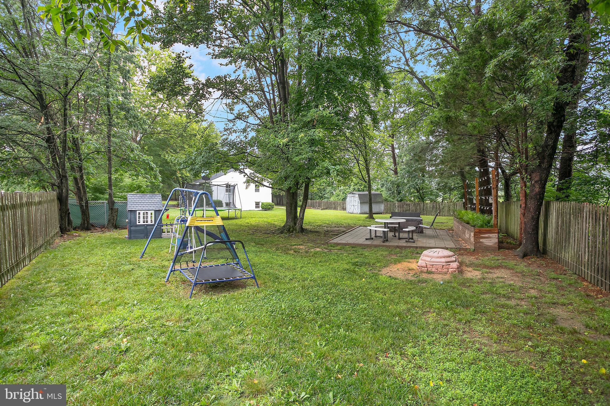 YORK MANOR - Residential