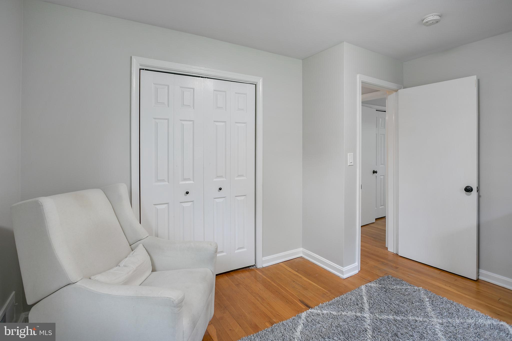 YORK MANOR - Residential