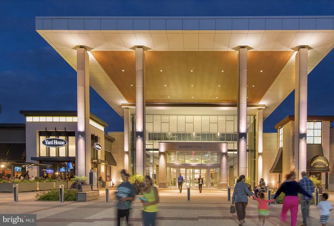 YORK MANOR - Residential