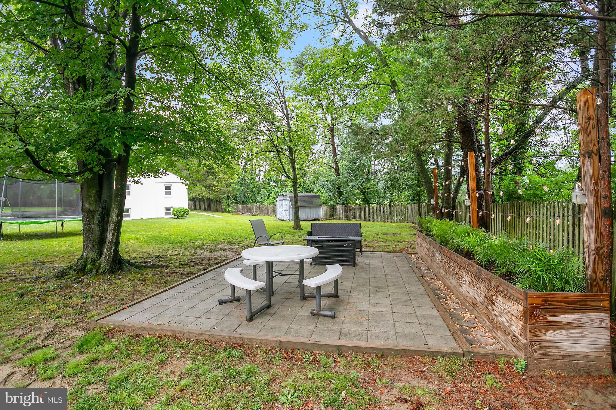 YORK MANOR - Residential