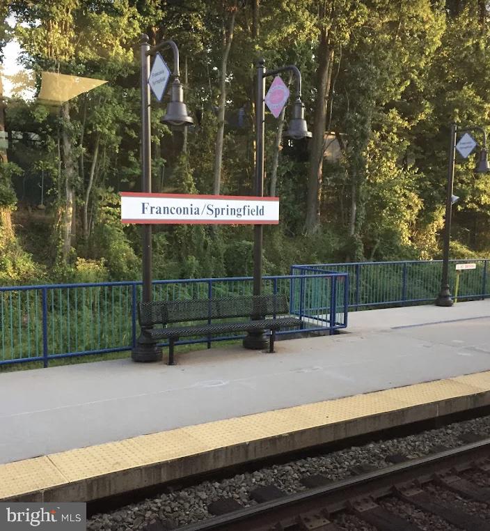 YORK MANOR - Residential