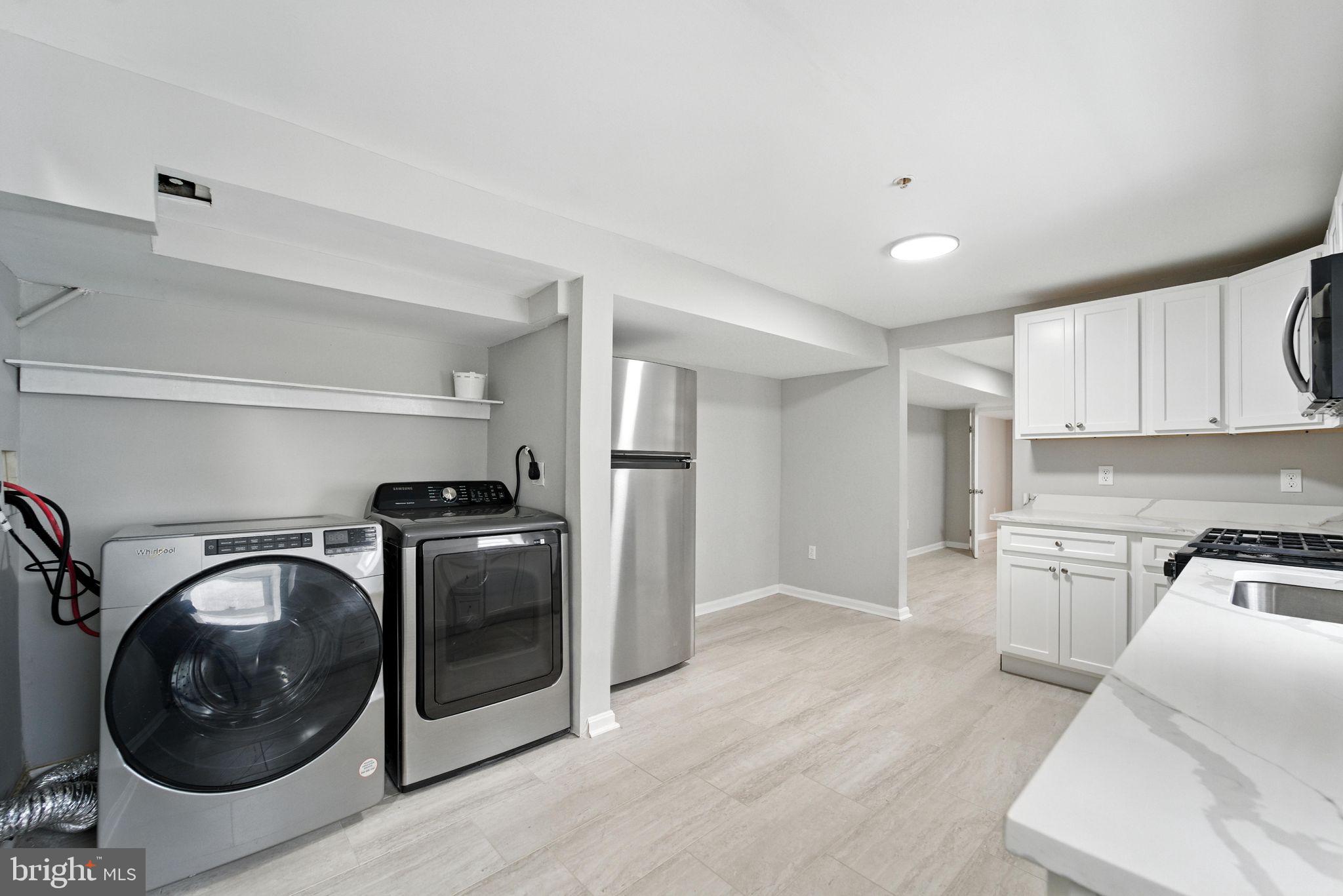 MIDWAY - Residential Lease