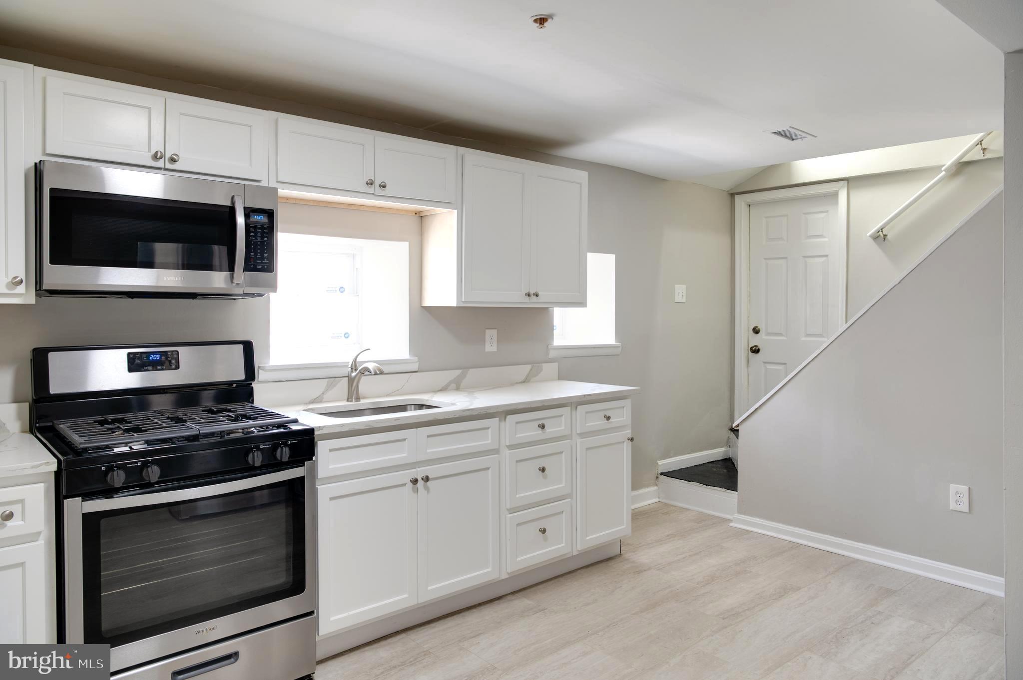 MIDWAY - Residential Lease