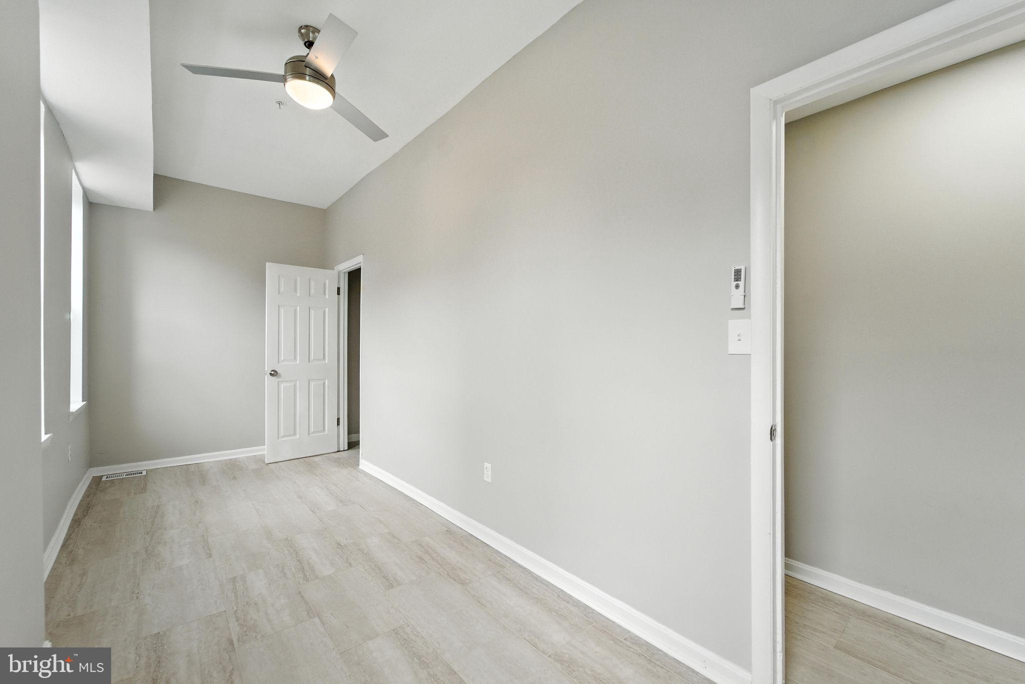 MIDWAY - Residential Lease