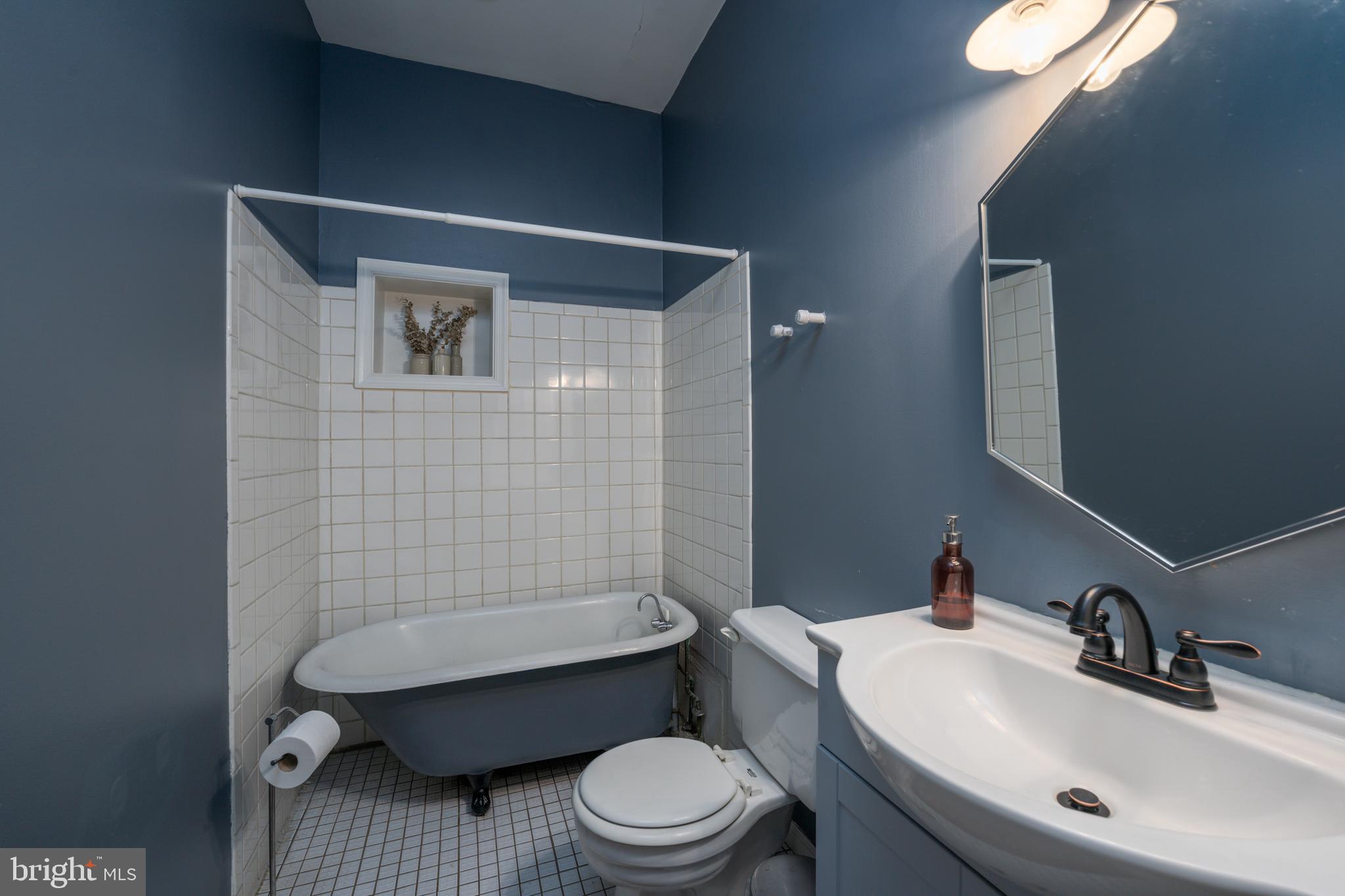 BUTCHERS HILL - Residential