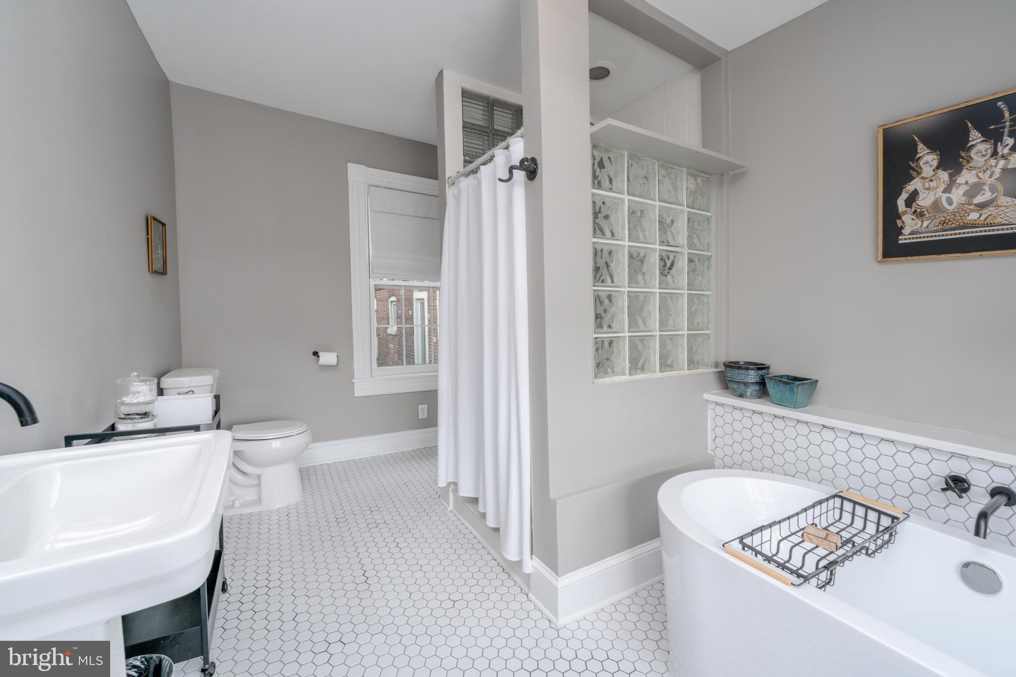 BUTCHERS HILL - Residential