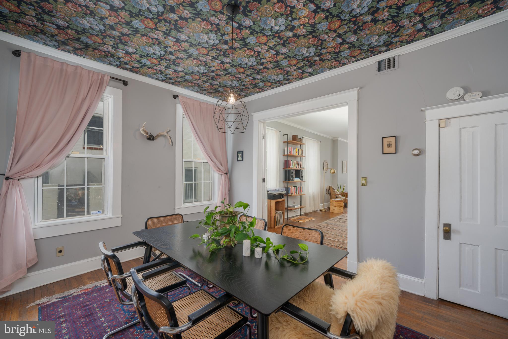 BUTCHERS HILL - Residential