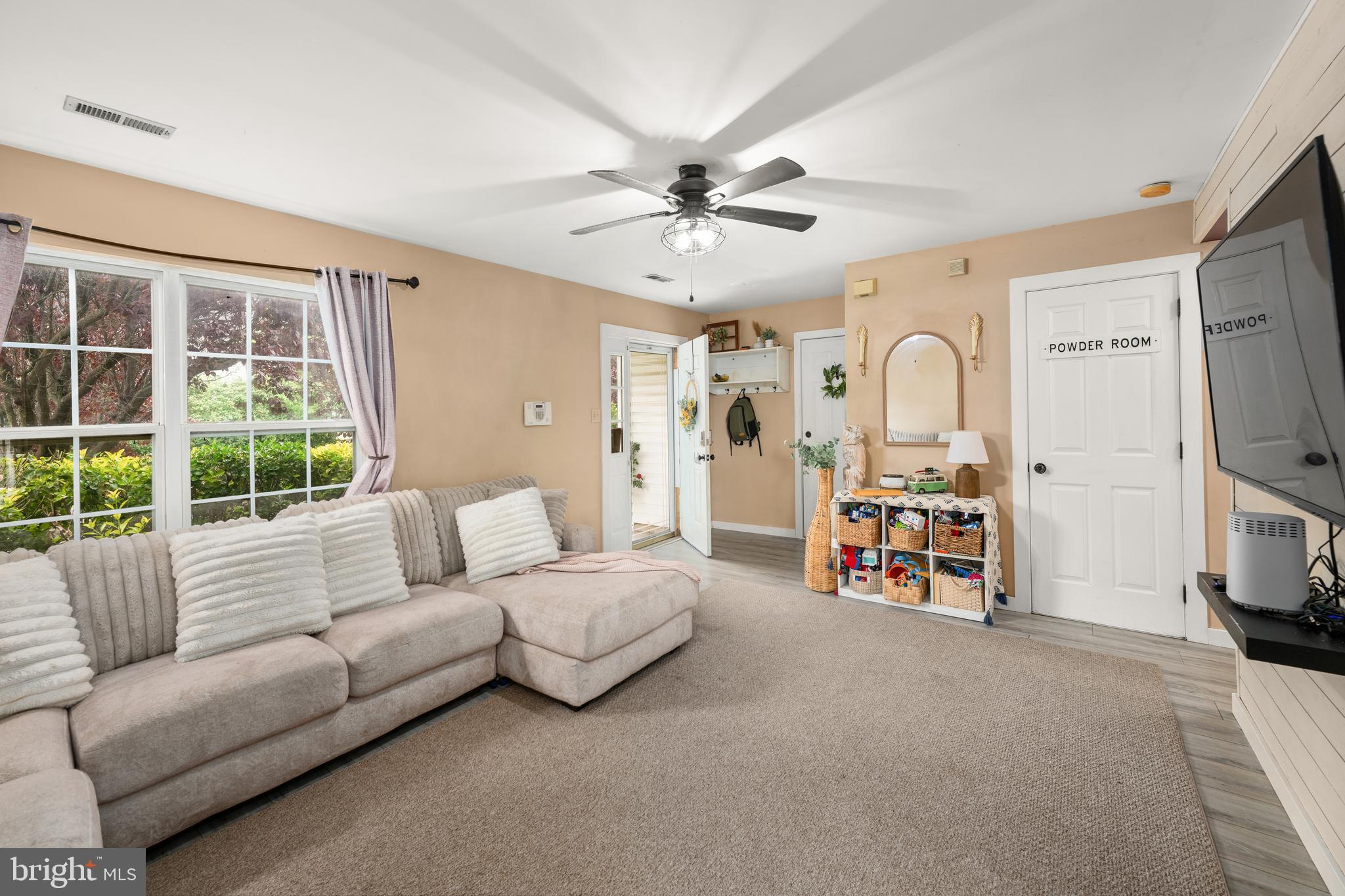 535 JANVIER DRIVE