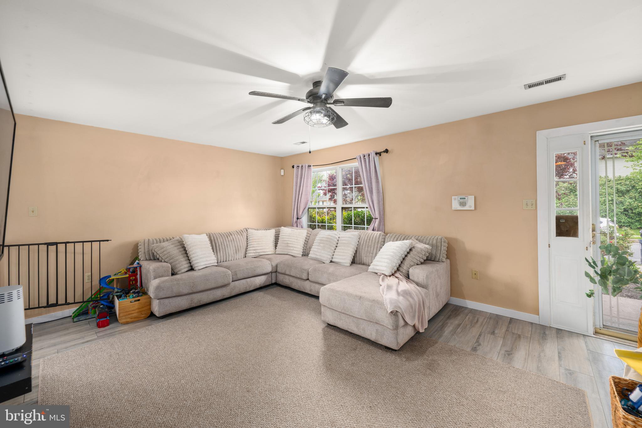 535 JANVIER DRIVE