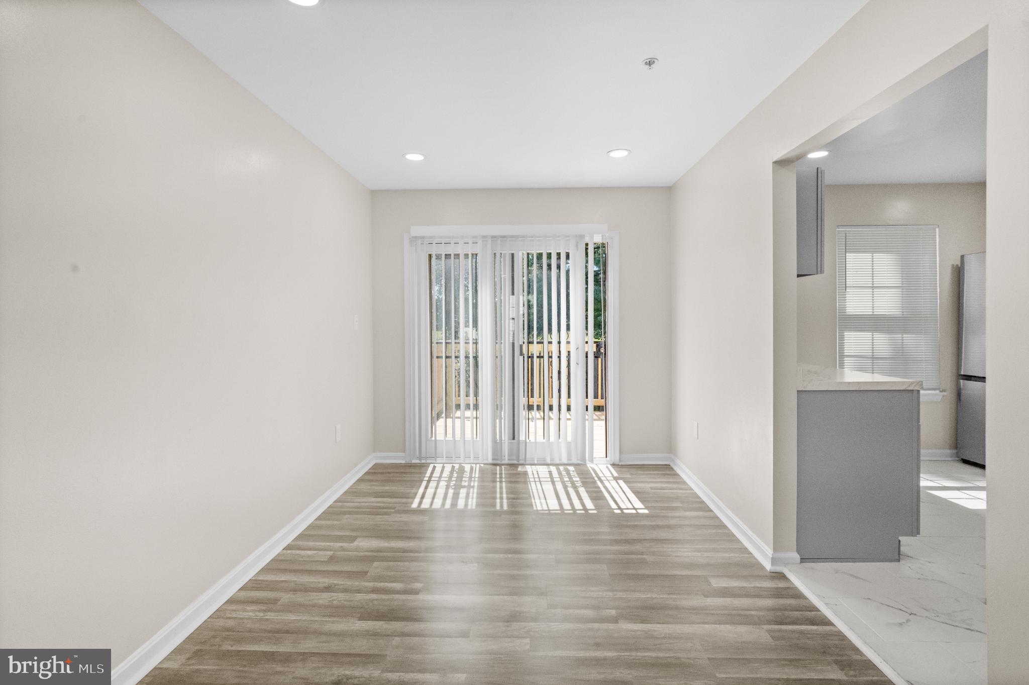 VALLEYBROOKE TOWNES-RESU - Residential