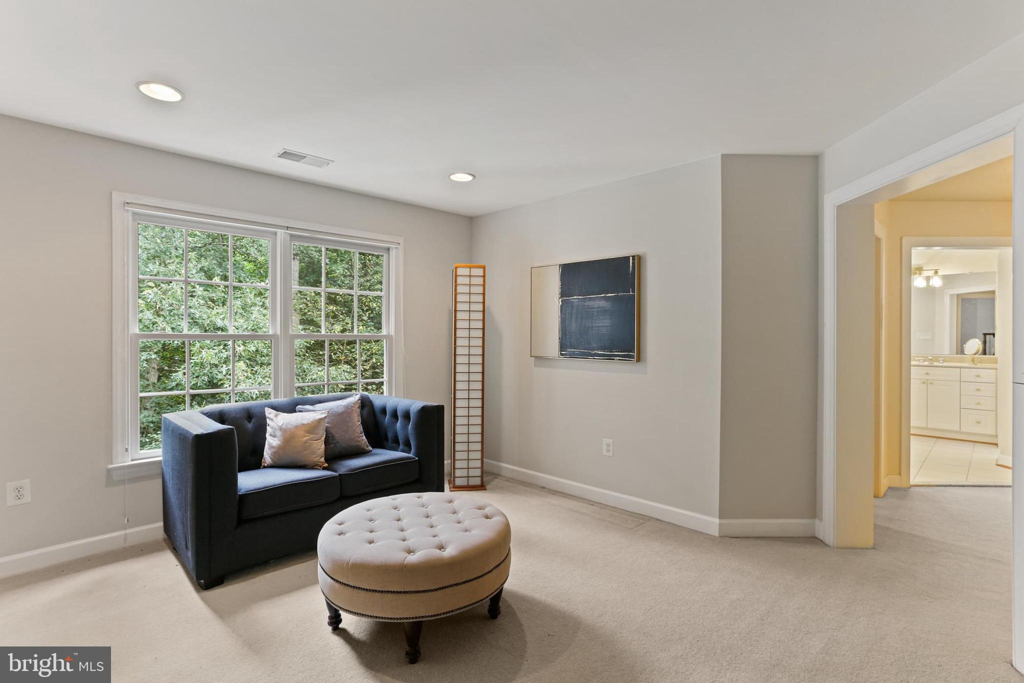 SPRINGBROOK - Residential