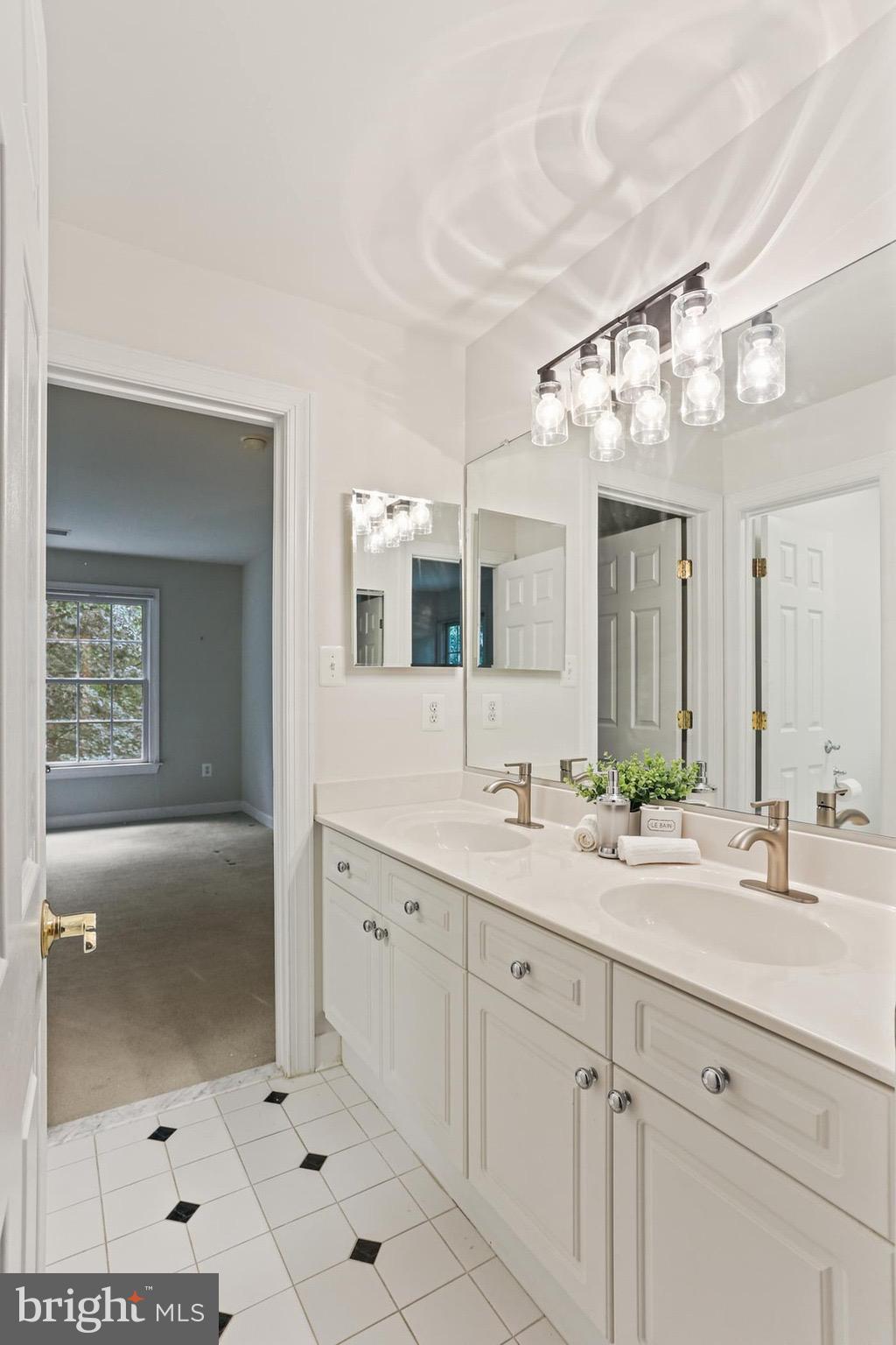 SPRINGBROOK - Residential