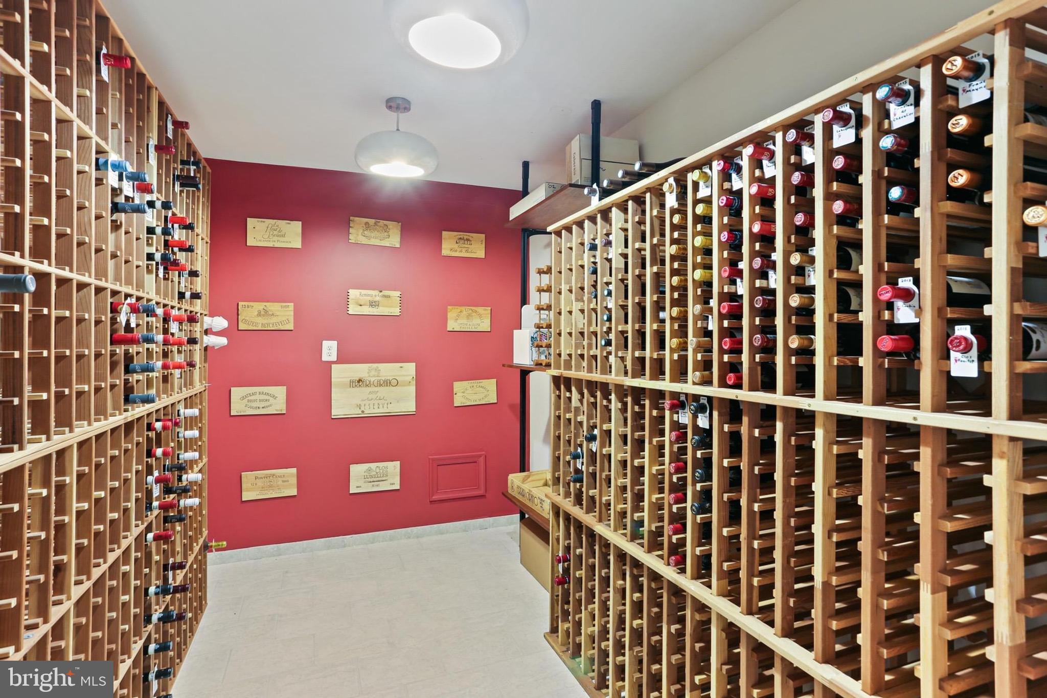 SPRINGBROOK - Residential