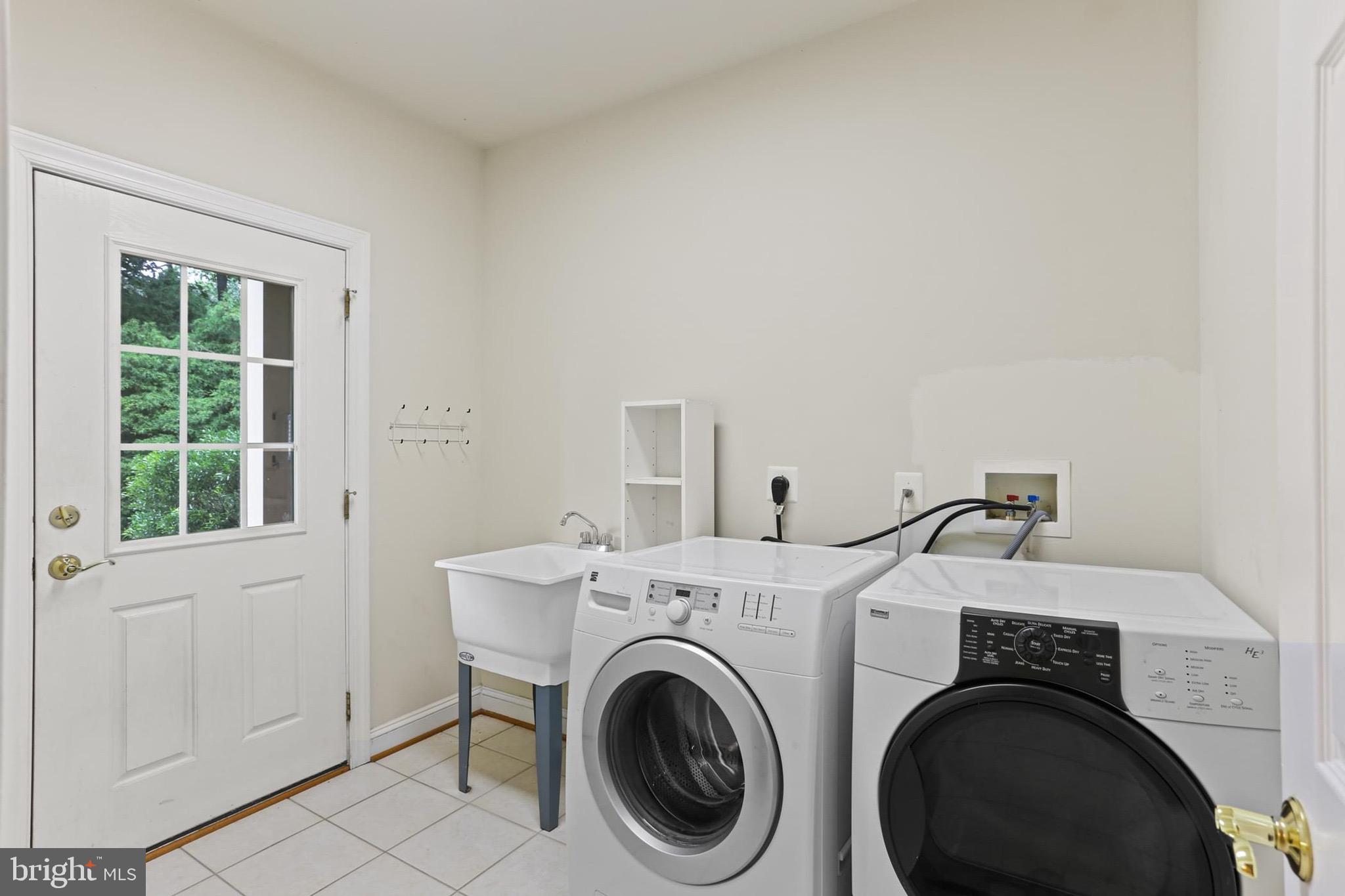 SPRINGBROOK - Residential