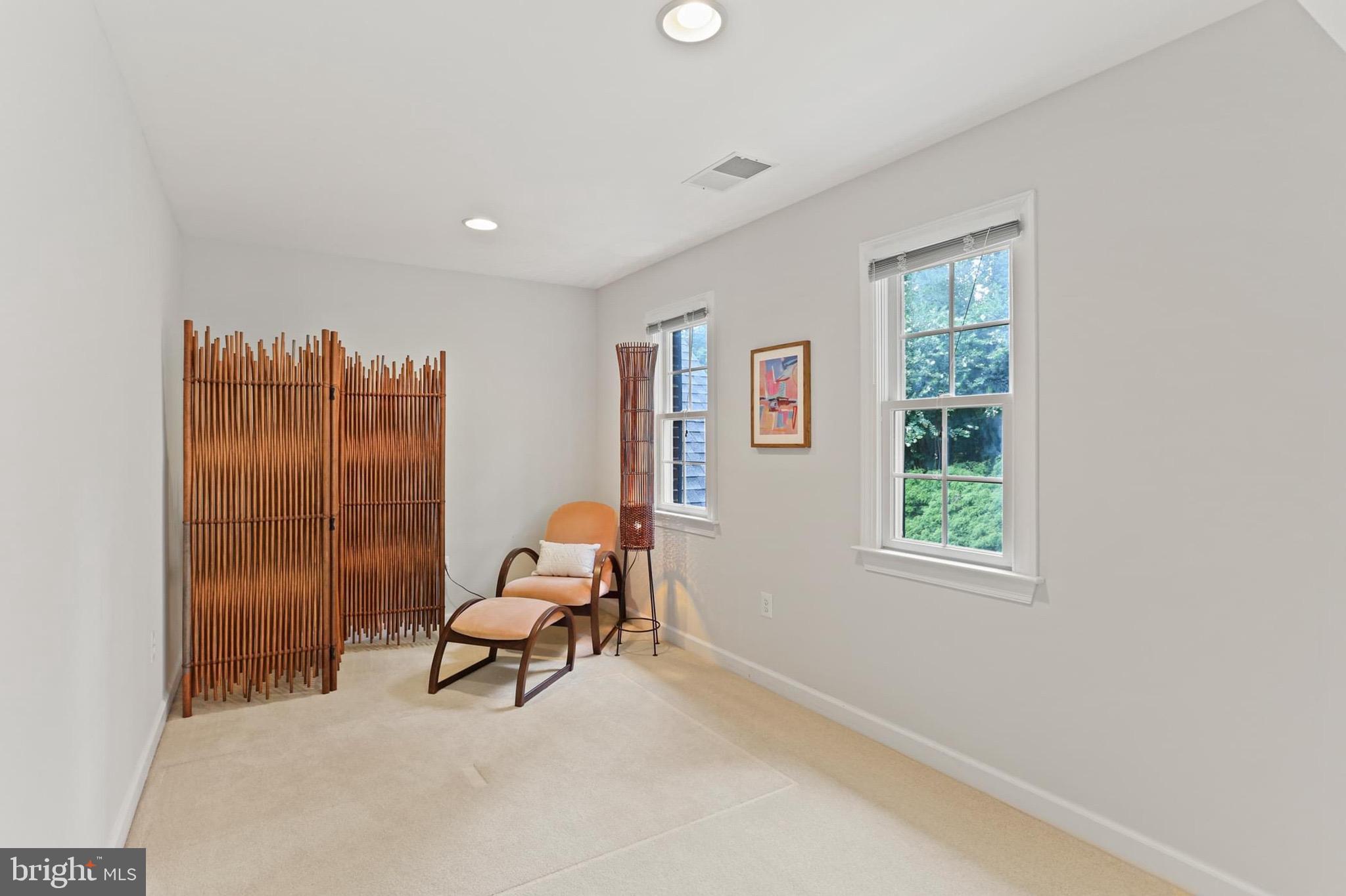 SPRINGBROOK - Residential