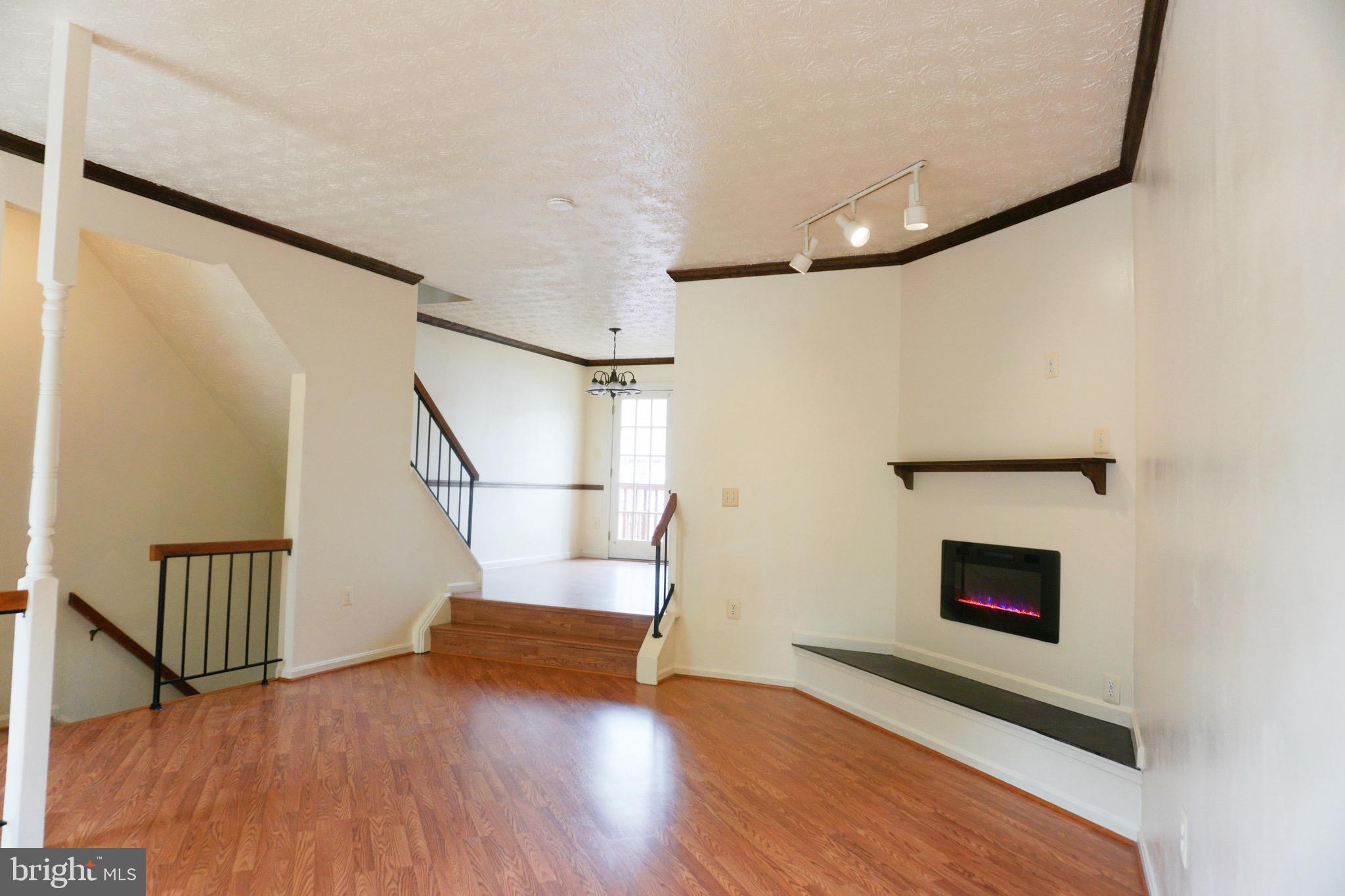 FERNSHIRE FARMS - Residential Lease