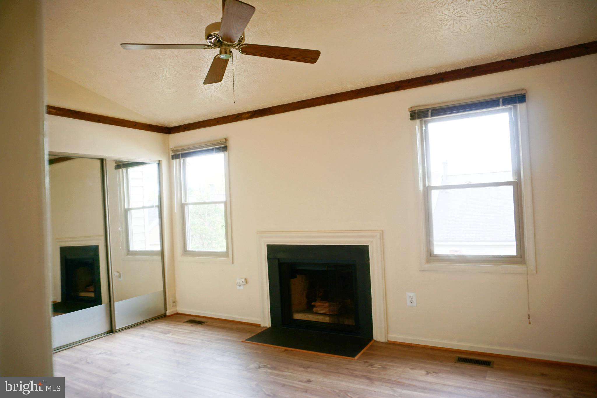 FERNSHIRE FARMS - Residential Lease