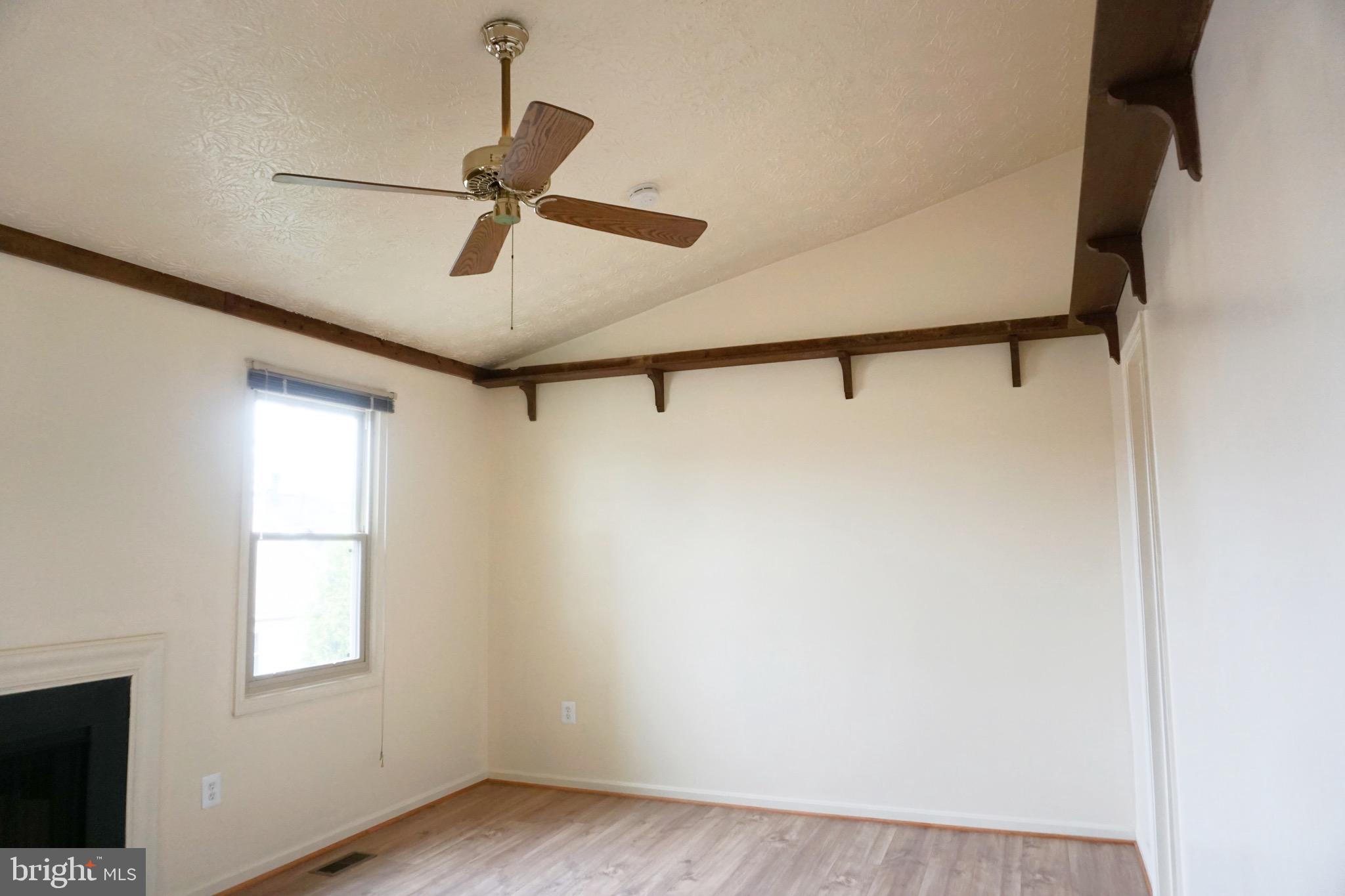 FERNSHIRE FARMS - Residential Lease