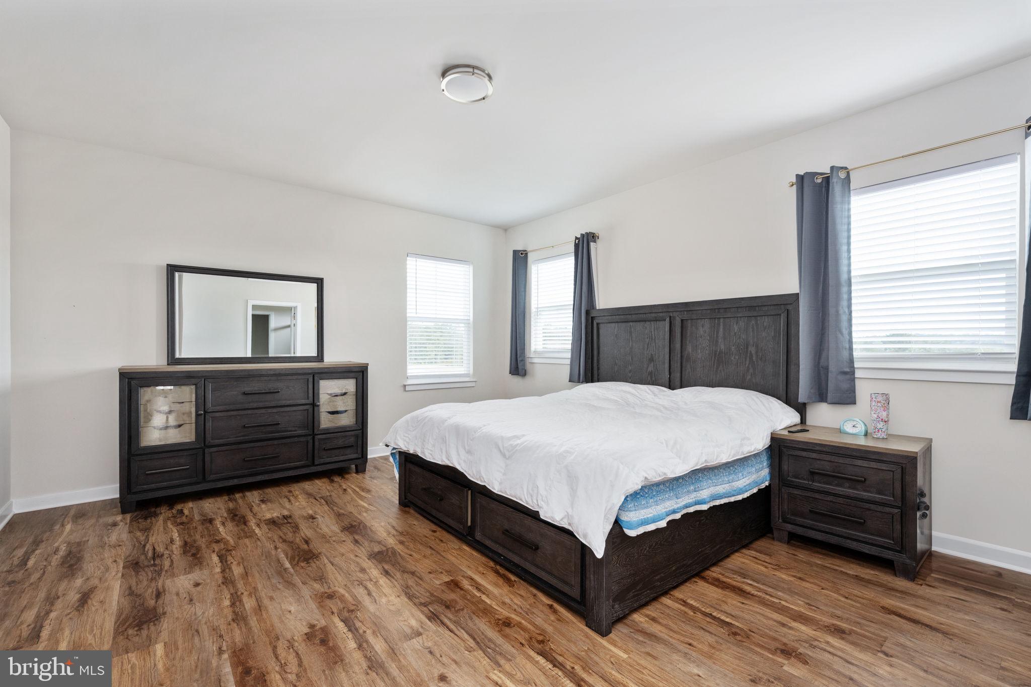 CLEVENGER CORNER VILLAGE - Residential