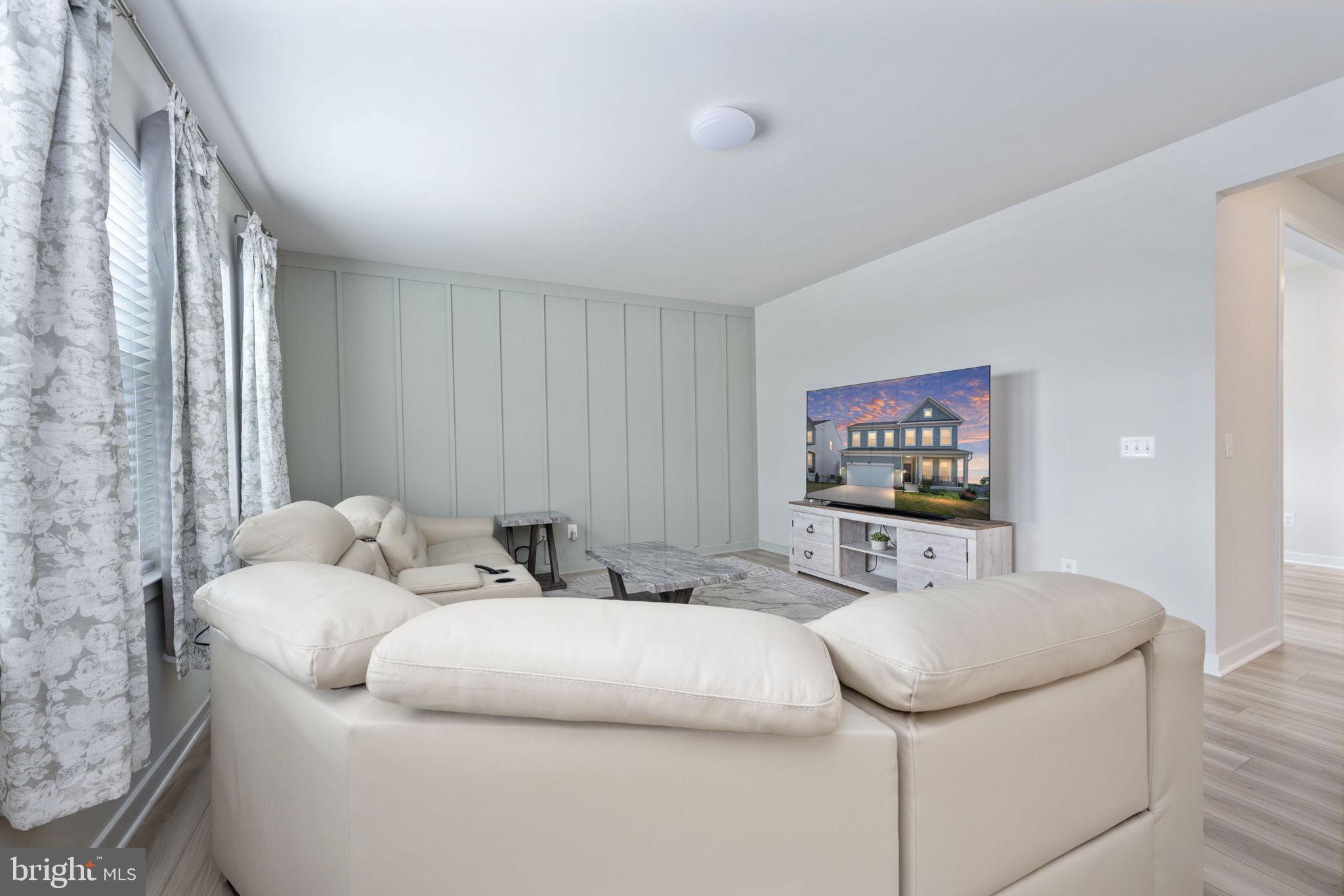 CLEVENGER CORNER VILLAGE - Residential