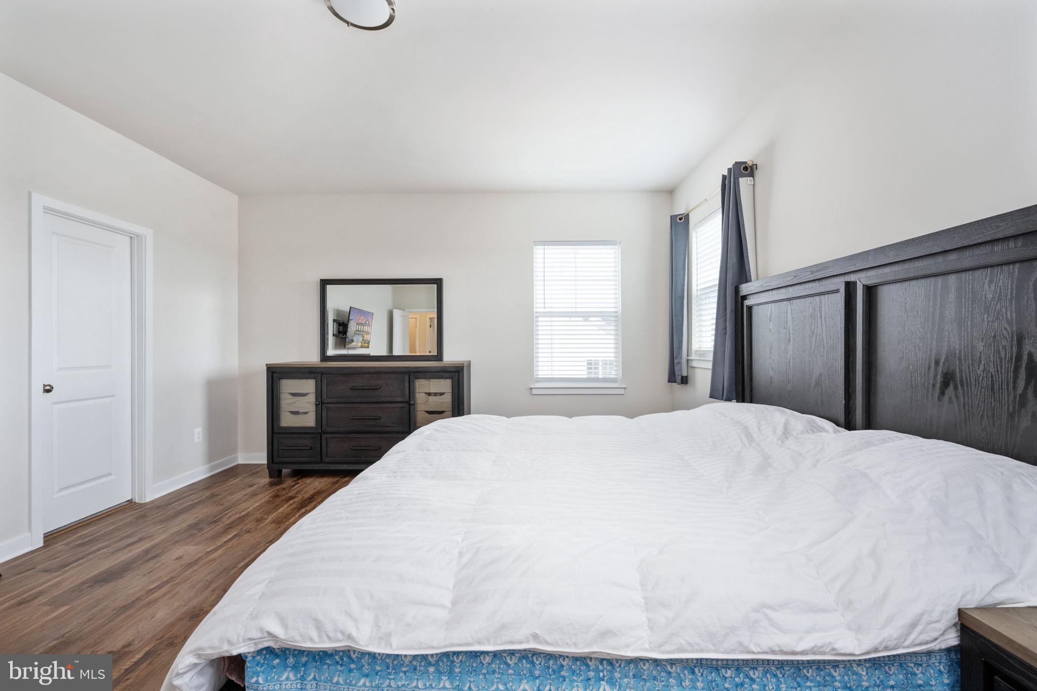 CLEVENGER CORNER VILLAGE - Residential