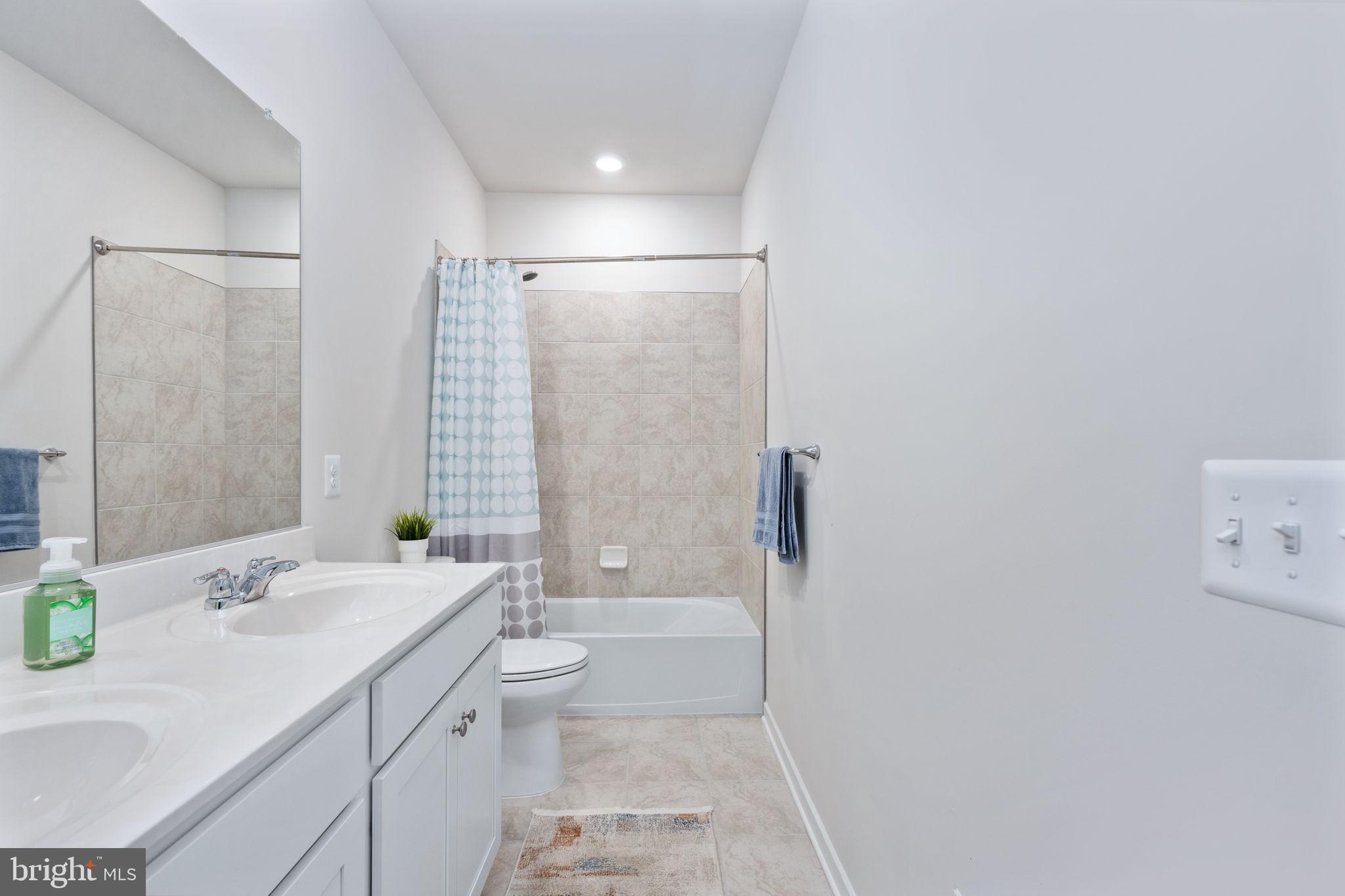 CLEVENGER CORNER VILLAGE - Residential