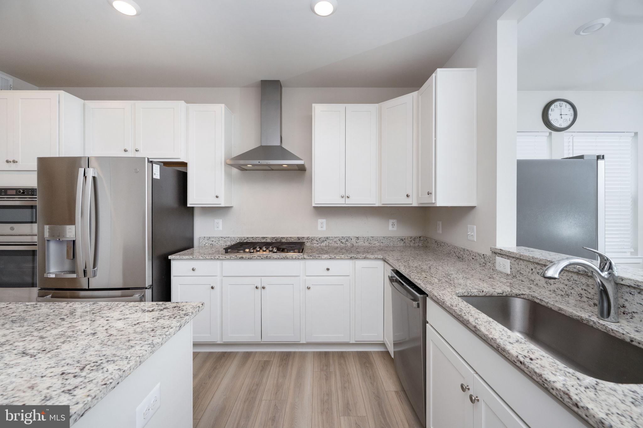 CLEVENGER CORNER VILLAGE - Residential