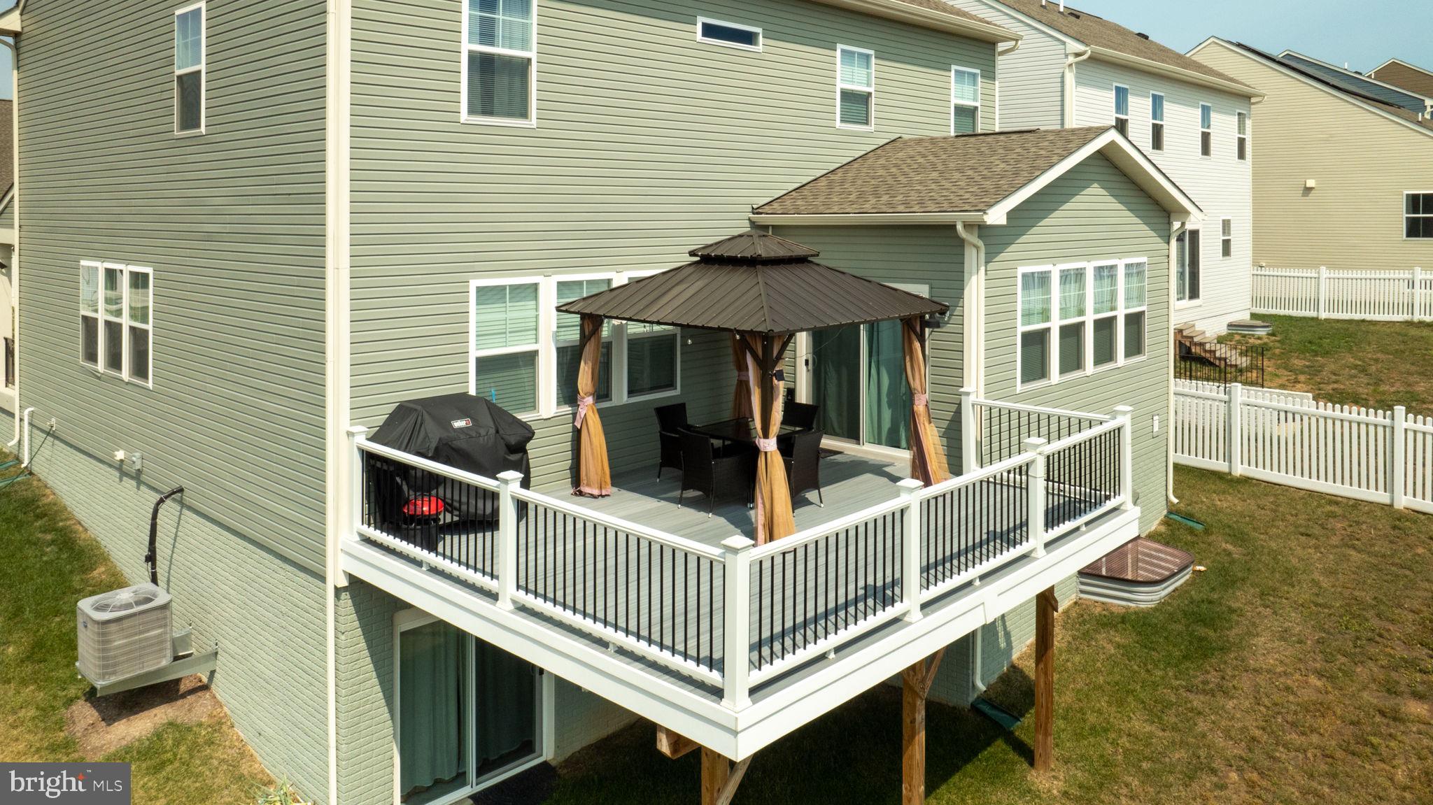 CLEVENGER CORNER VILLAGE - Residential