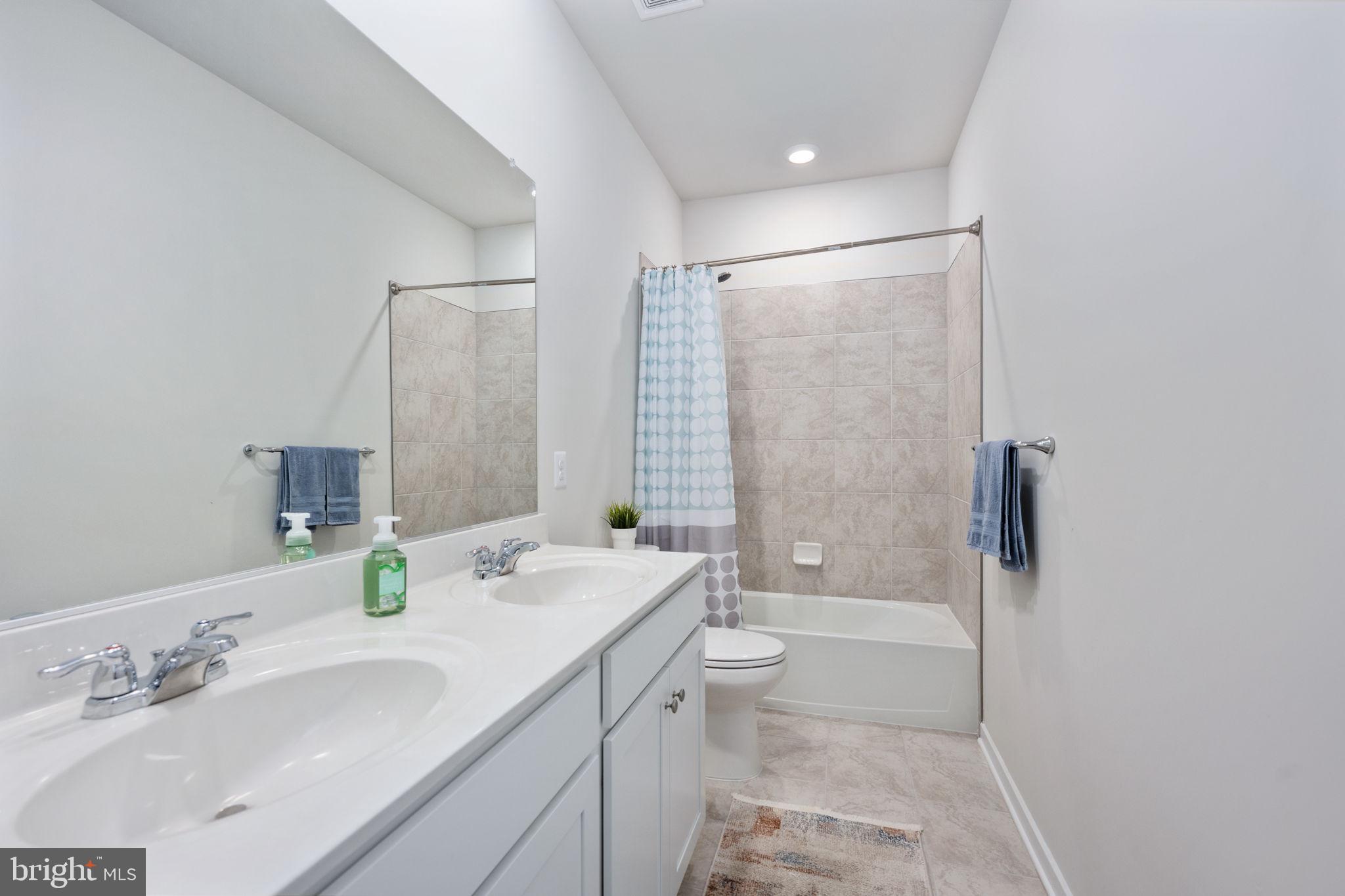 CLEVENGER CORNER VILLAGE - Residential