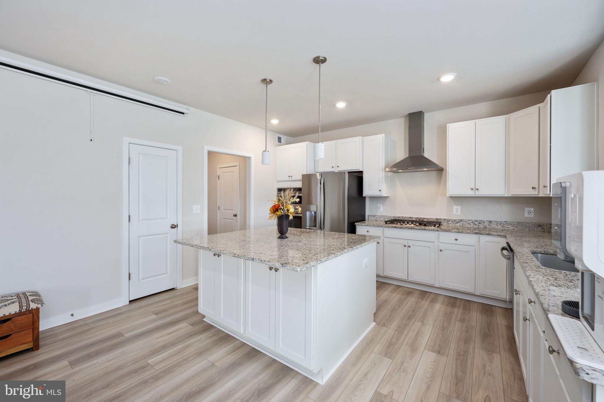 CLEVENGER CORNER VILLAGE - Residential