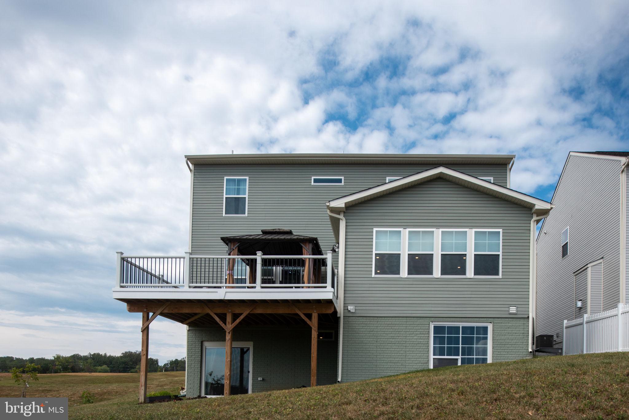 CLEVENGER CORNER VILLAGE - Residential