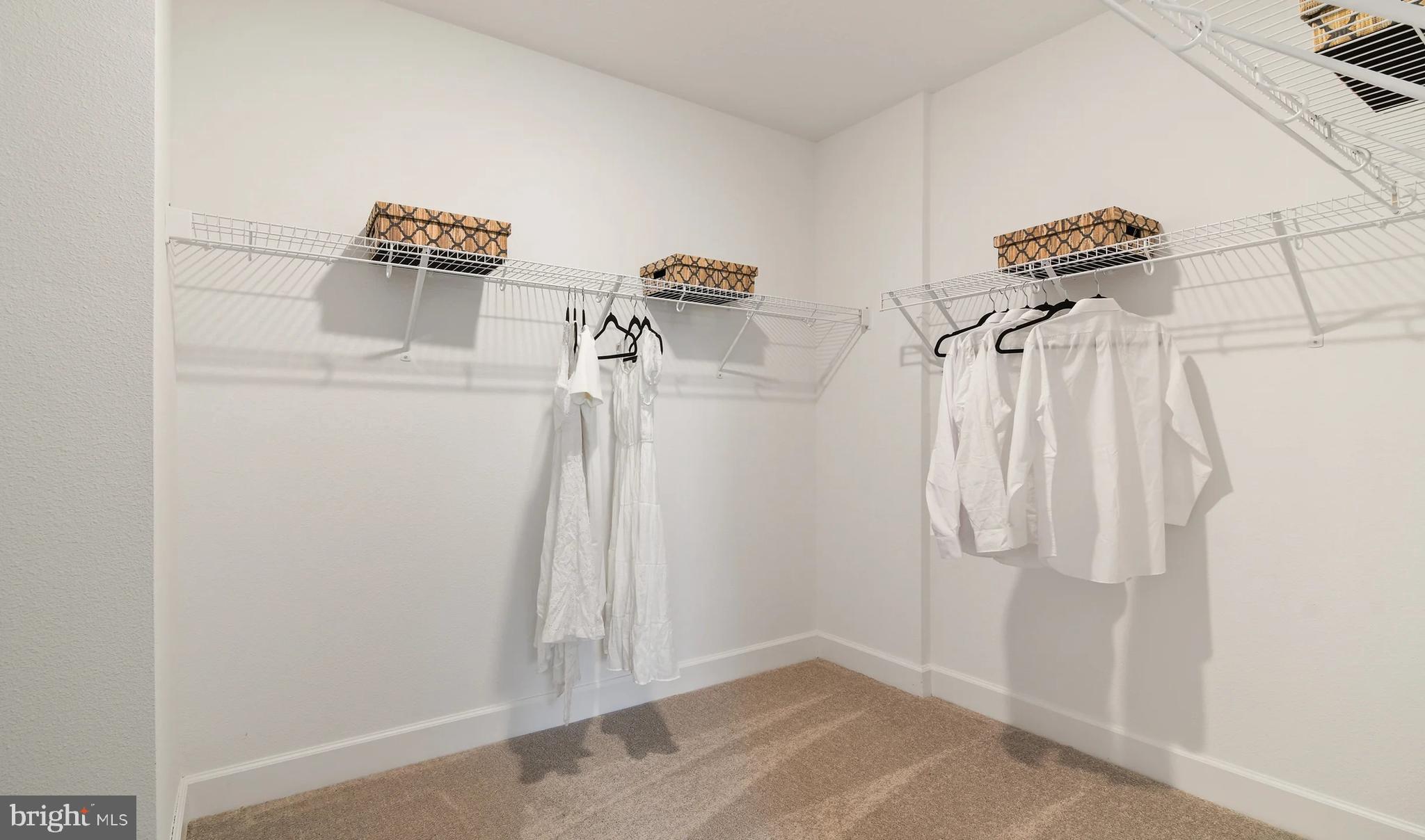 LIBERTY RUN - Residential