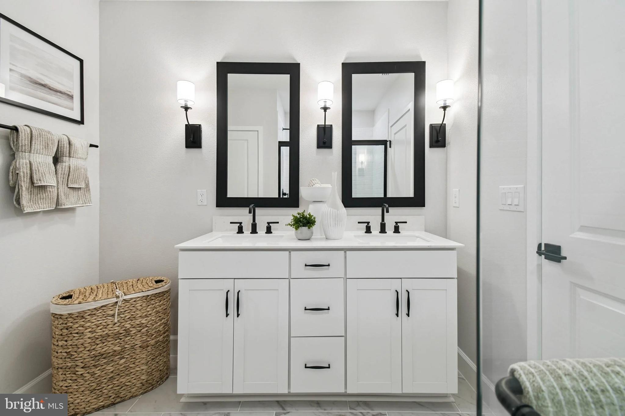 LIBERTY RUN - Residential