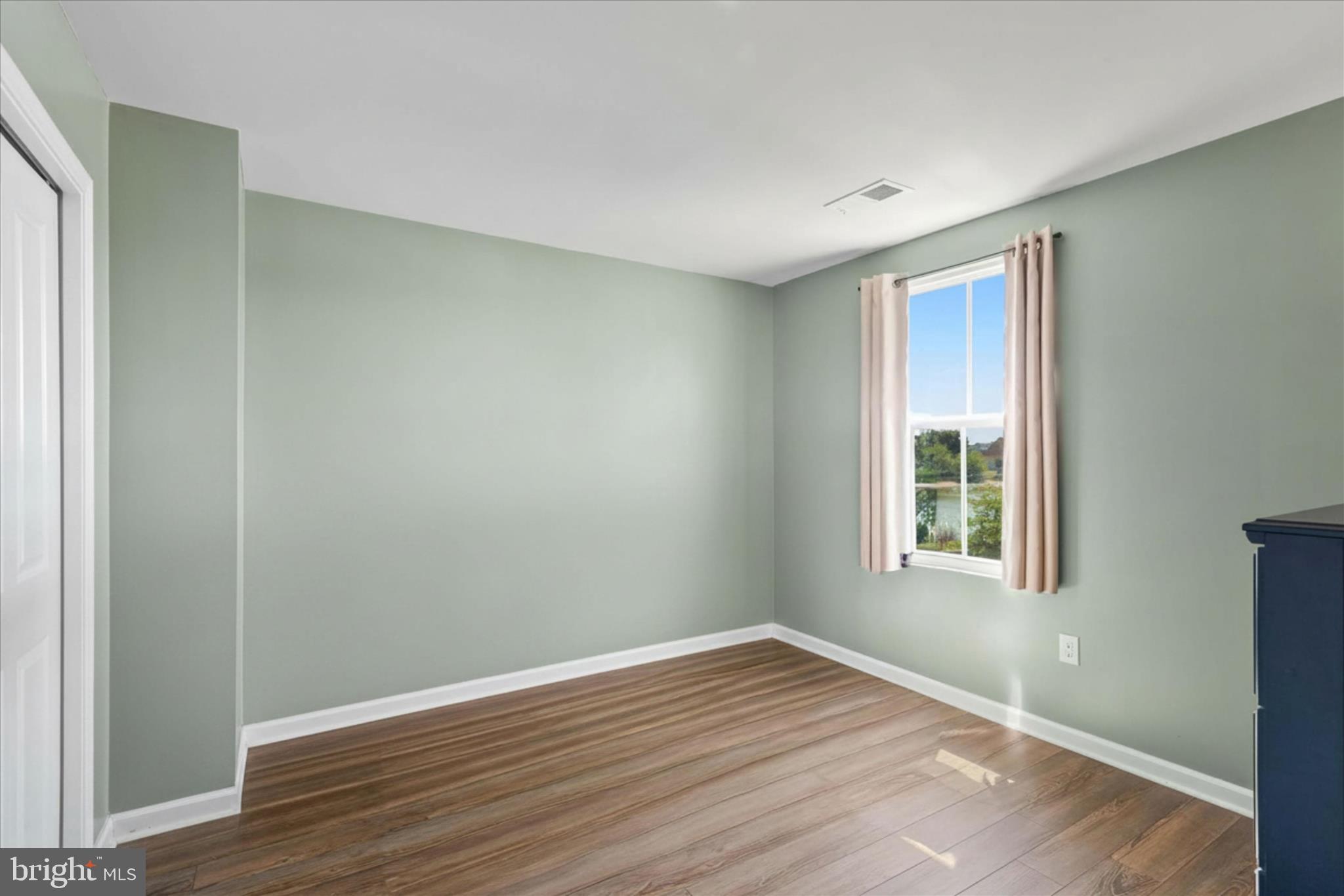 YORKSHIRE ESTATES - Residential