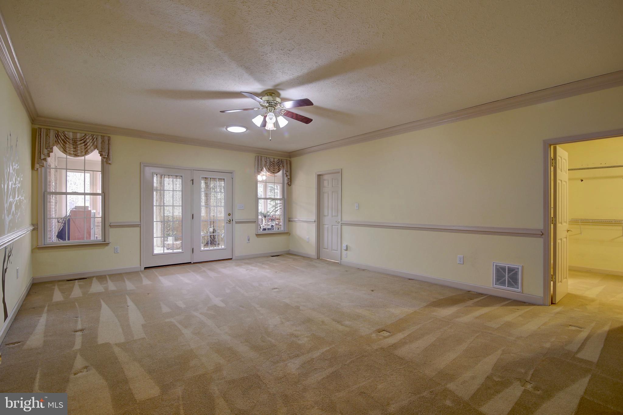 TUSCARORA SPRINGS - Residential