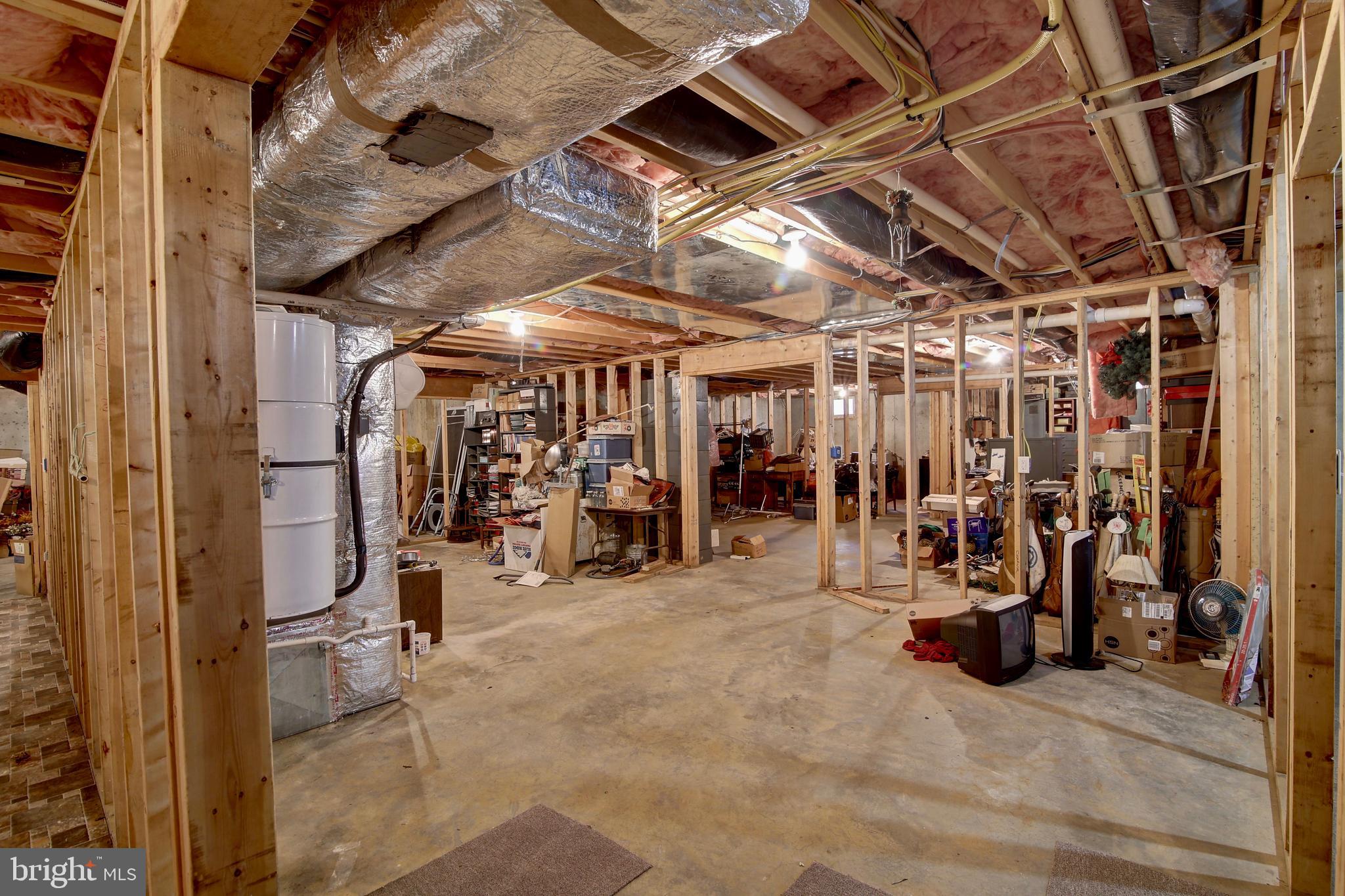 TUSCARORA SPRINGS - Residential