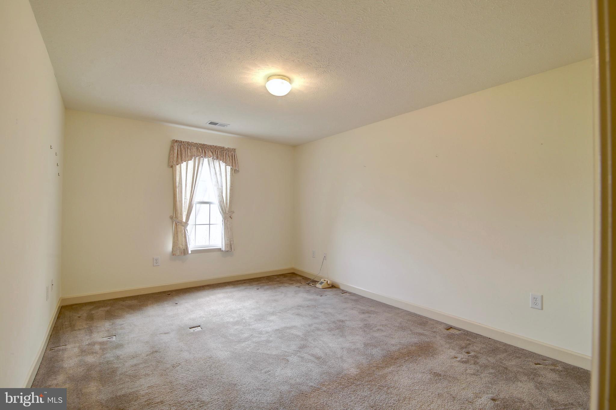 TUSCARORA SPRINGS - Residential