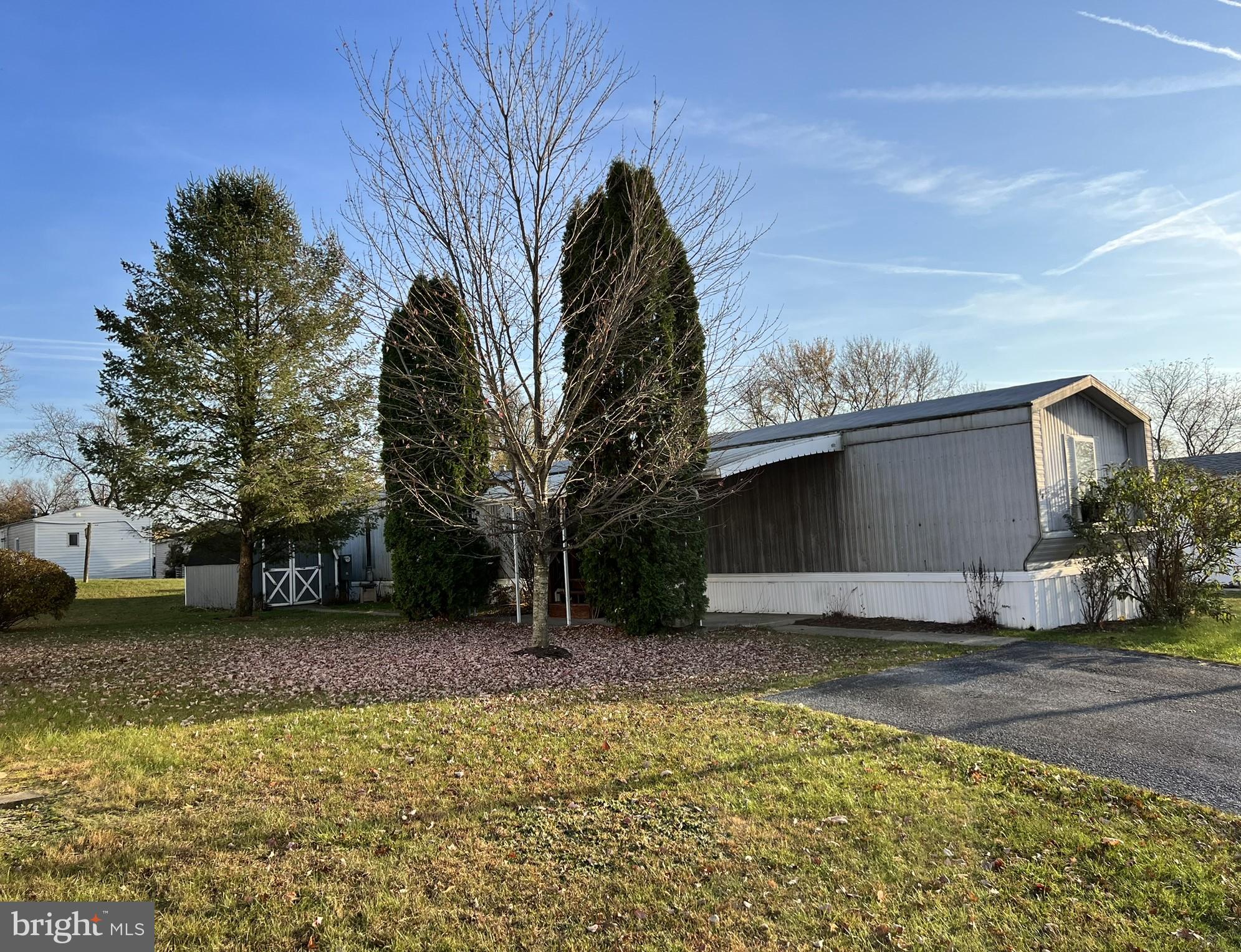 PLATEAU VILLAGE - Residential