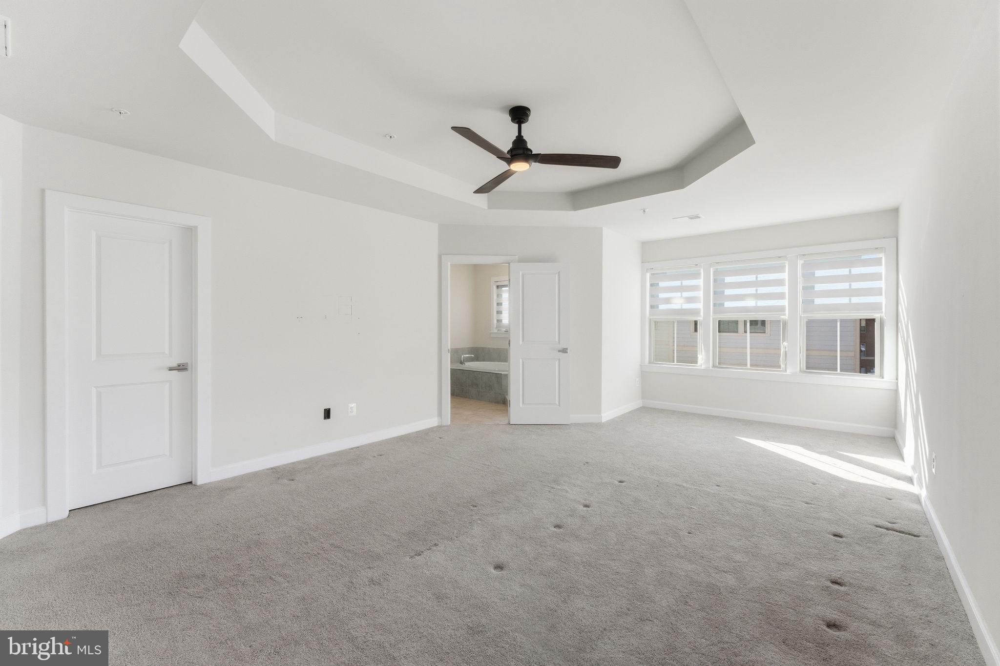 BOULEVARD VI TOWNS - Residential